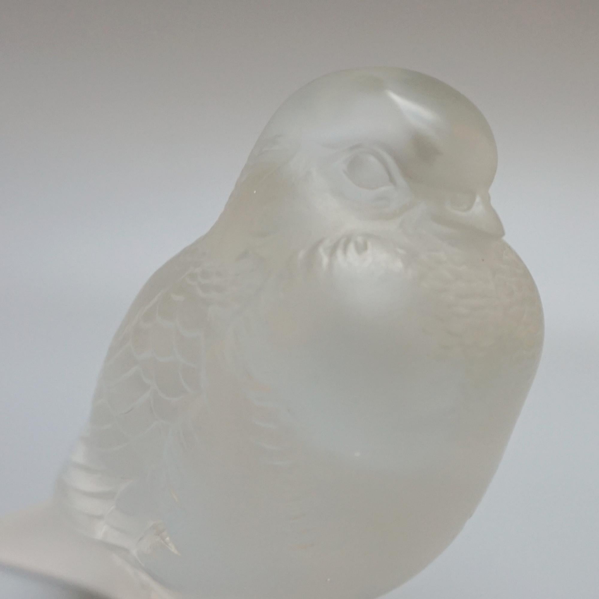 Moineau Fier an Original Rene Lalique Glass Sparrow Paperweight  For Sale 1
