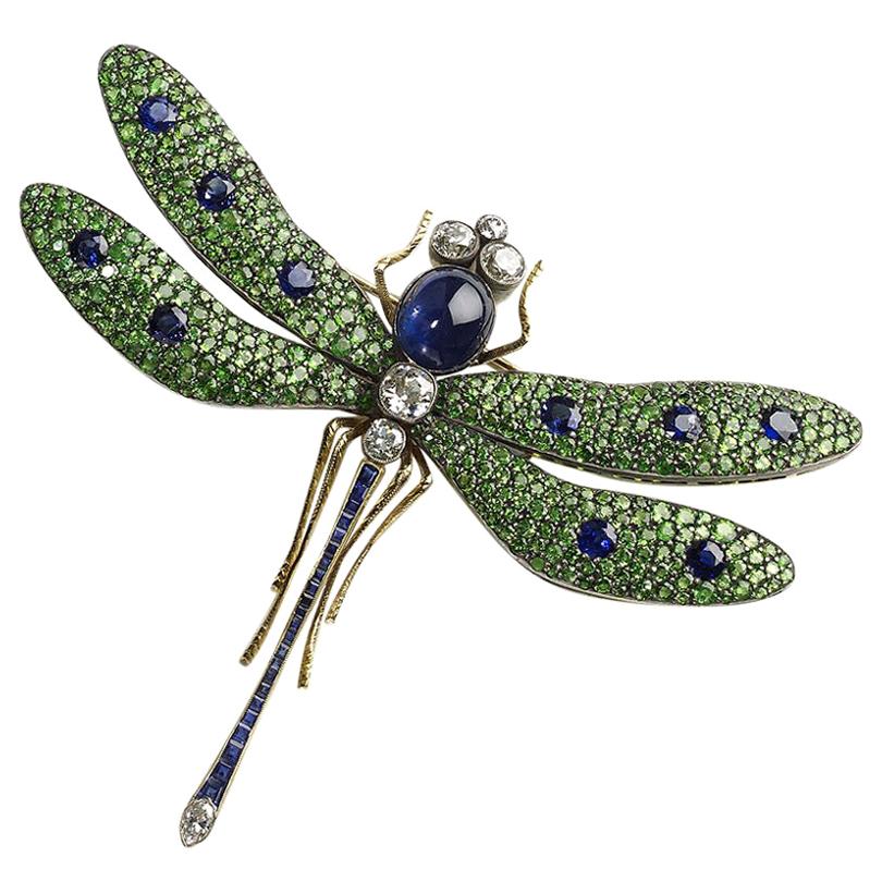 Broche libellule en grenat vert moira, diamant, saphir, argent et or en vente