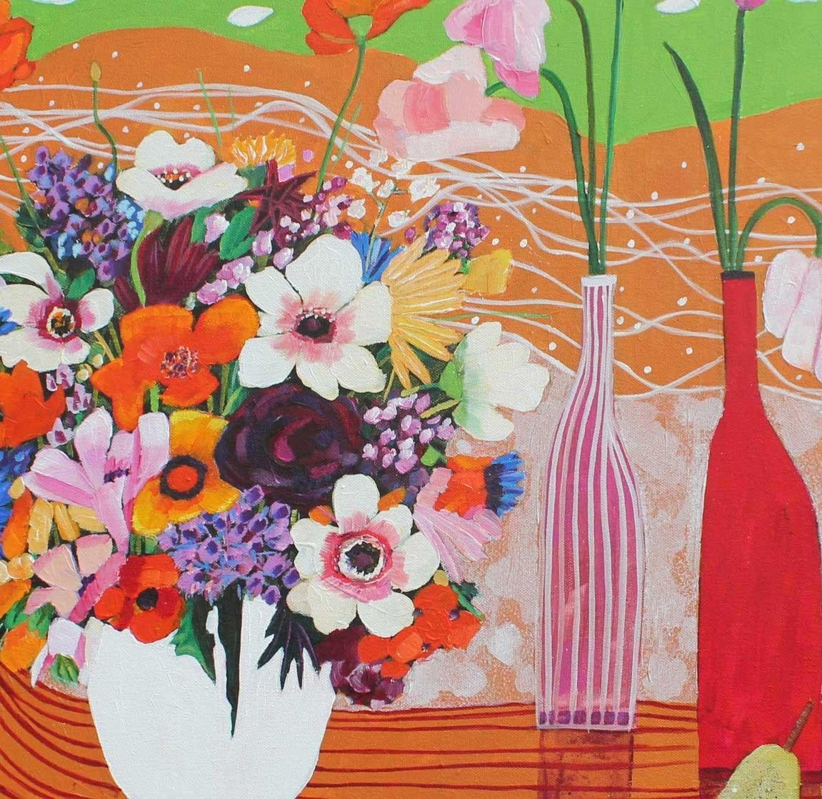 Flores, frutas y frutos secos - Pintura semiabstracta de colores vibrantes y expresivos. - Landscape Painting Marrón de Moira Hazel