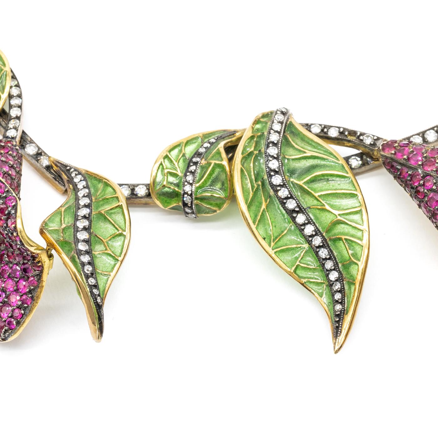 Collier Moira en rubis, diamants, émail Plique à Jour, A Silver et Gold Calla Lily en vente 2