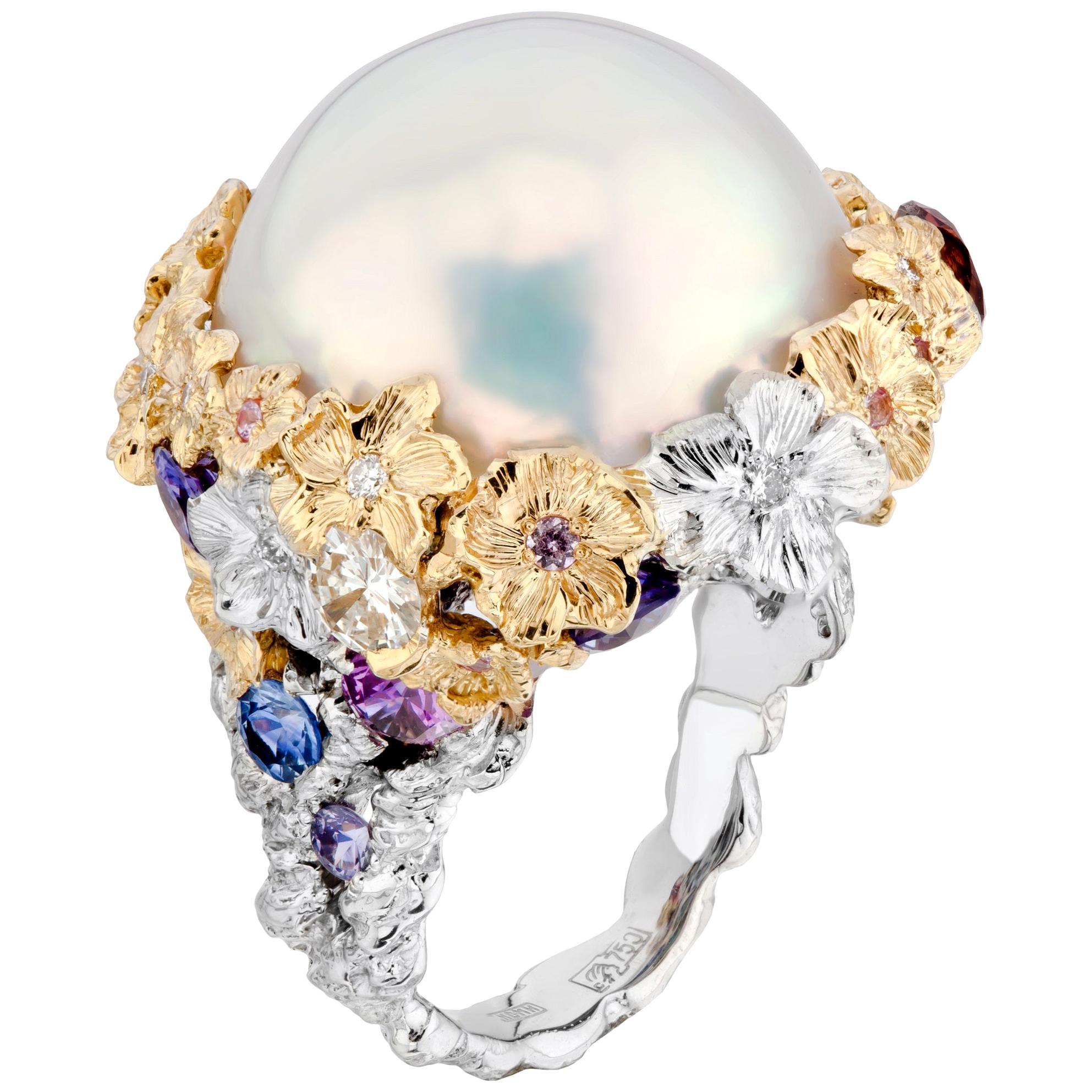 Moiseikin 18 Karat Gold Mabe Pearl and Sapphire Ring For Sale