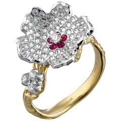Moiseikin 18 Karat Gold Diamond Flower Ring