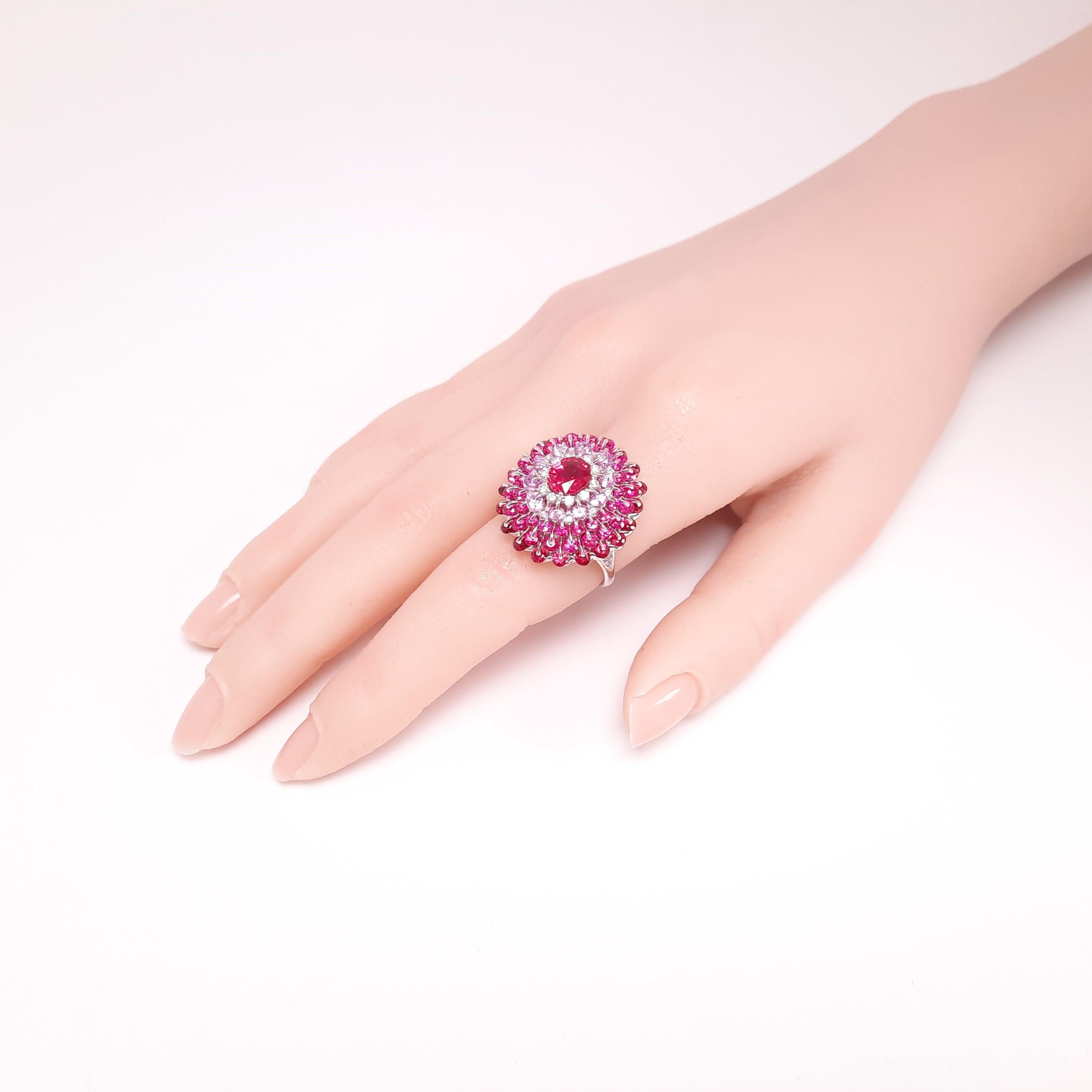 Oval Cut MOISEIKIN 18 Karat White Gold 1.14ct Mozambique Ruby Cocktail Ring For Sale