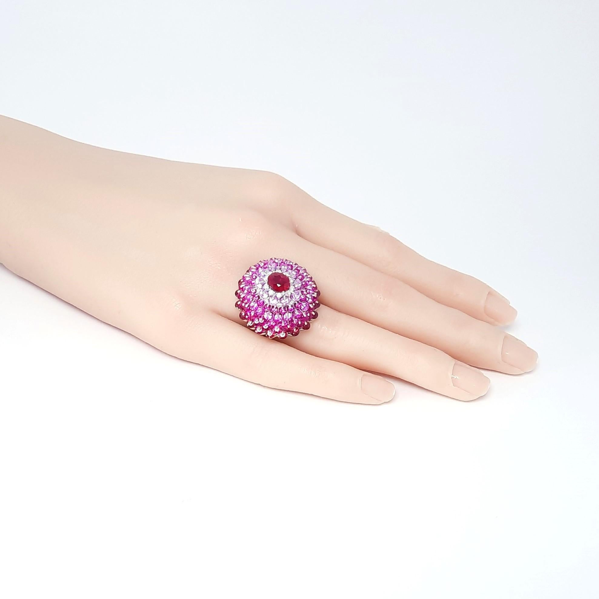 MOISEIKIN 18 Karat White Gold 1.22ct Burmese Ruby Cocktail Ring In New Condition For Sale In Hong Kong, HK