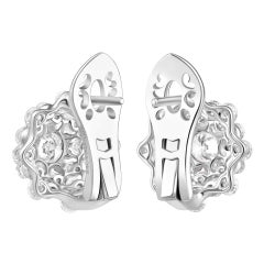 Moiseikin 18 Karat White Gold Diamond Earrings, Waltzing Brilliance Technology