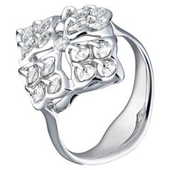 Moiseikin 18 Karat White Gold Diamond Ring