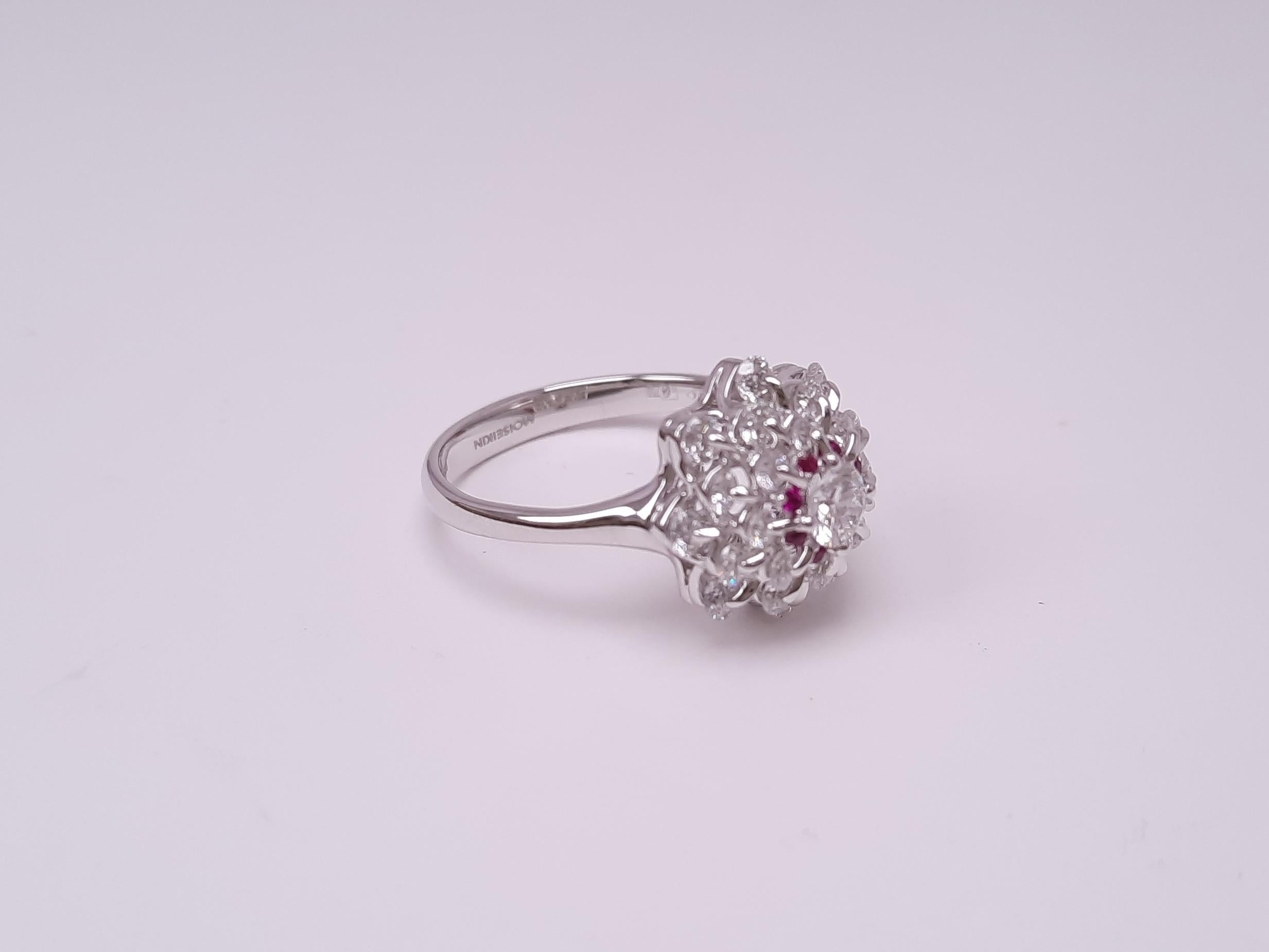 Contemporary Moiseikin 18 Karat White Gold Diamond Ring, Waltzing Brilliance Technology For Sale
