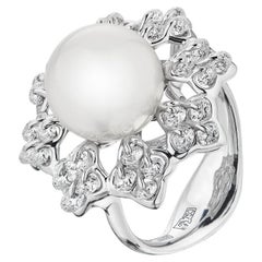 Moiseikin Bague en or blanc 18 carats avec perles des mers du Sud rondes et diamants