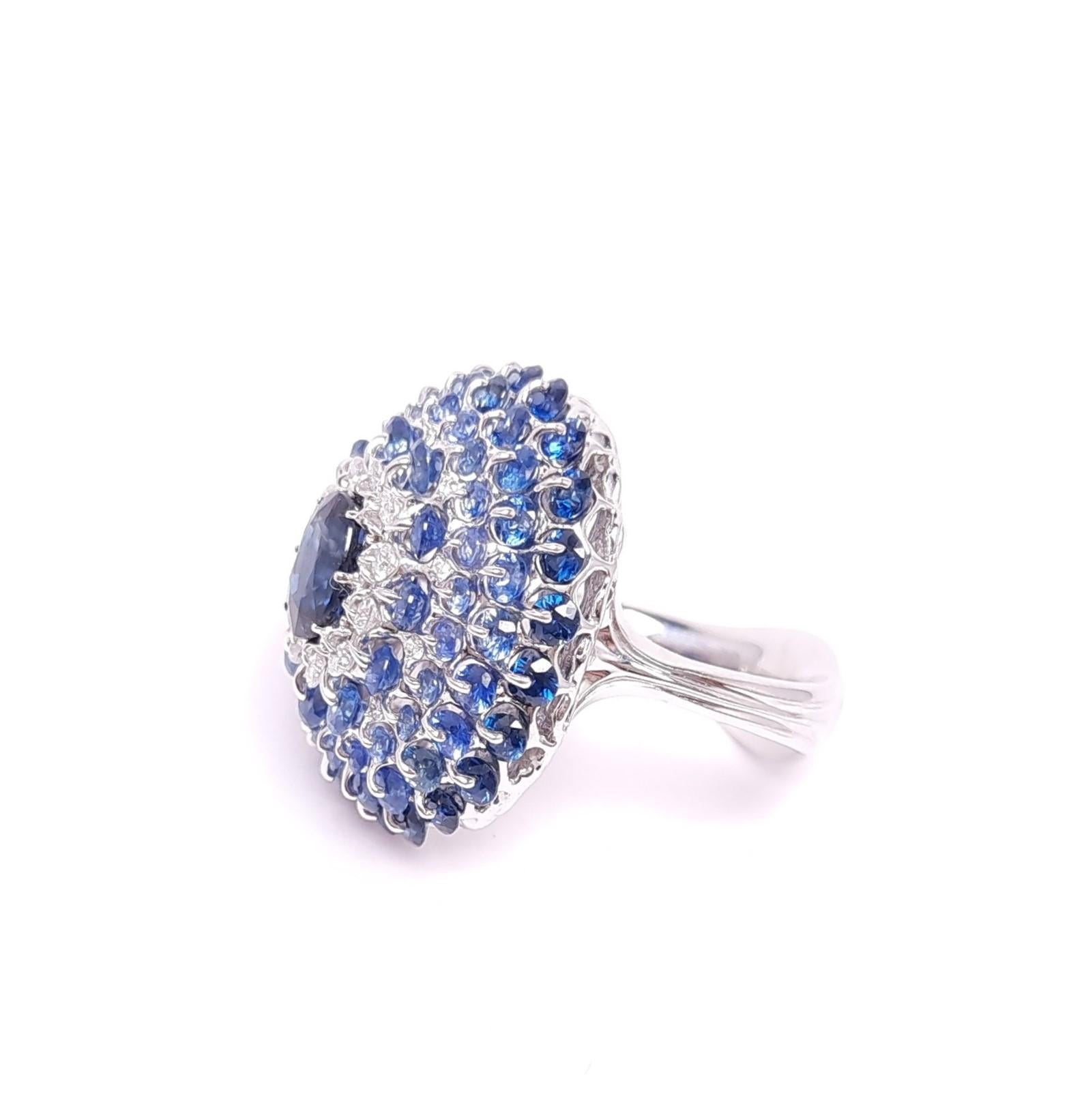 Contemporary Moiseikin 18 Karat White Gold Sapphire Diamond Cocktail Ring