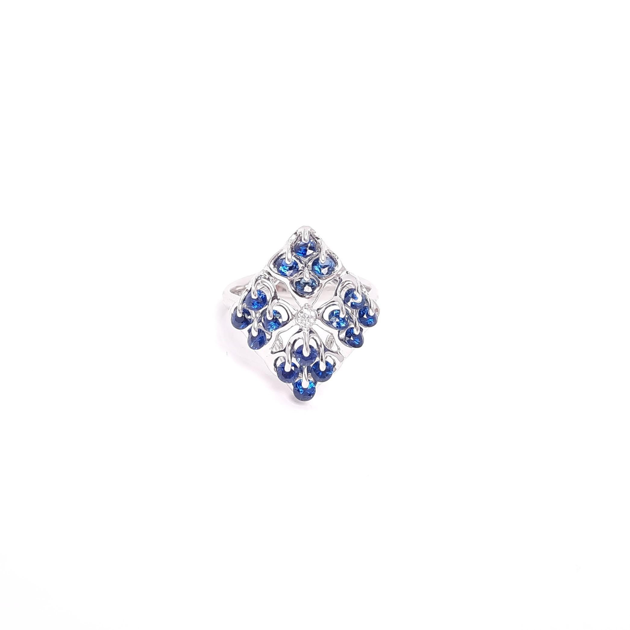 Round Cut MOISEIKIN 18 Karat White Gold Sapphire Ring For Sale