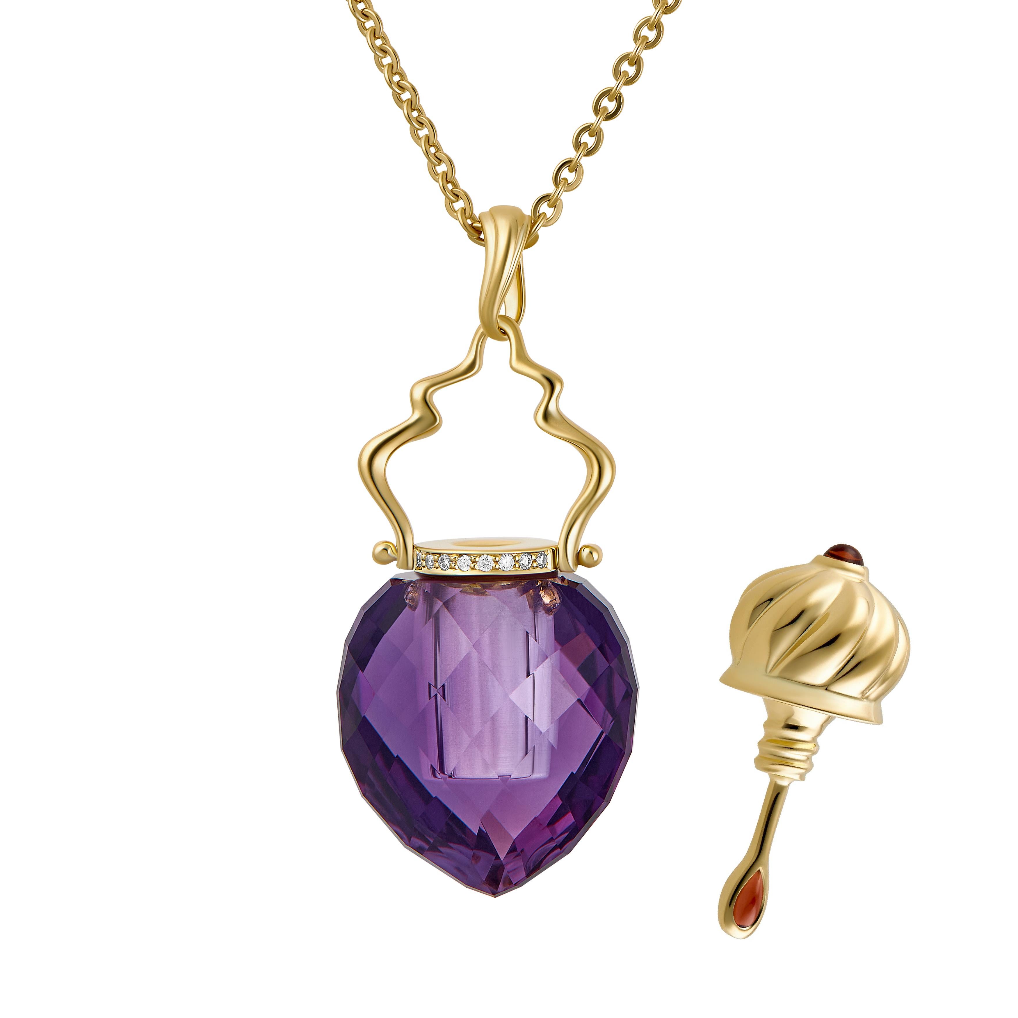 MOISEIKIN® invites you to a unique opportunity to keep your favourite scents at the very heart. Inspired by an ancient tradition, this precious pendant necklace has an elegant perfume bottle. The vivid natural amethyst vial is specially carved in