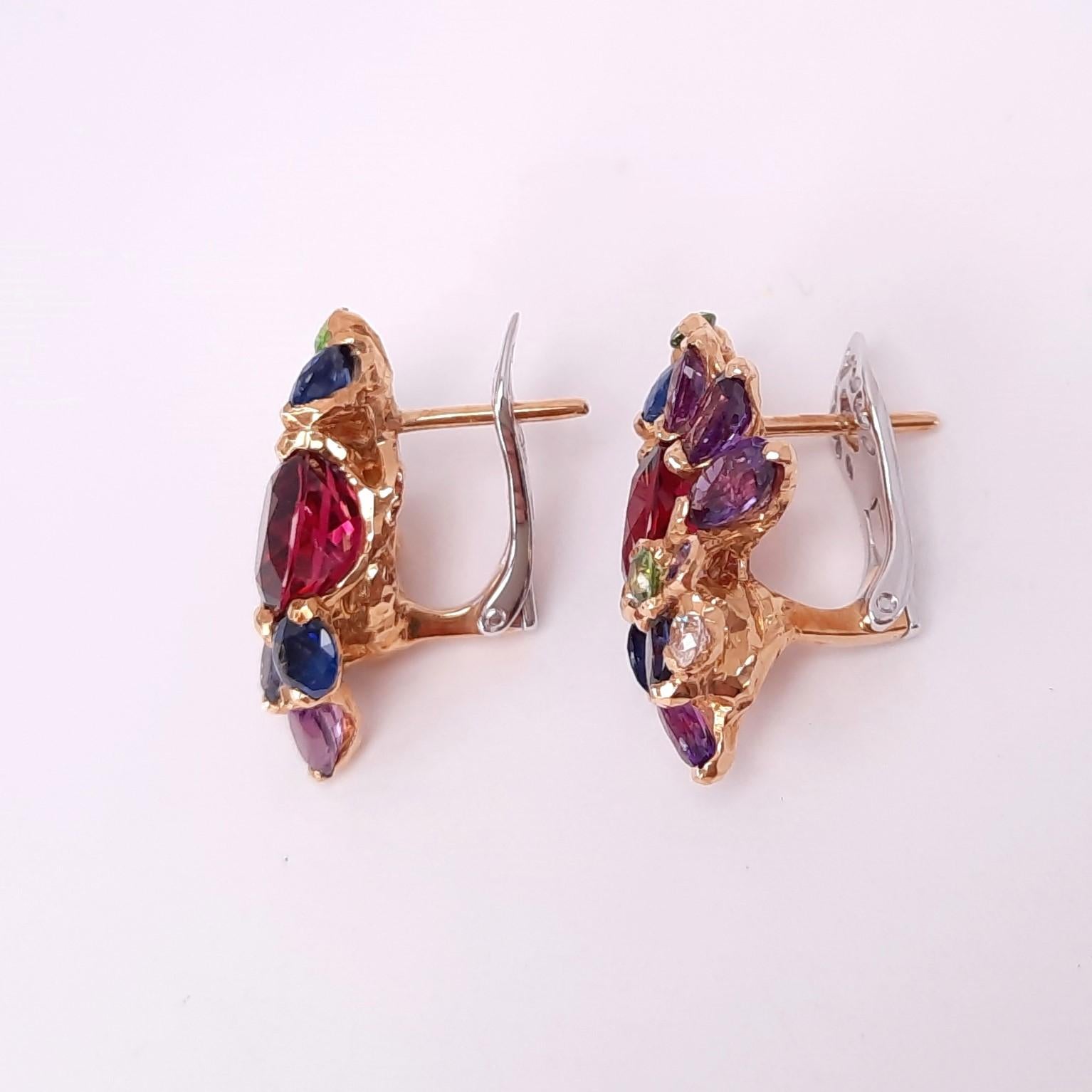Oval Cut MOISEIKIN 18K Gold Handmade Rubellite Fancy Sapphires Fashion Earrings For Sale