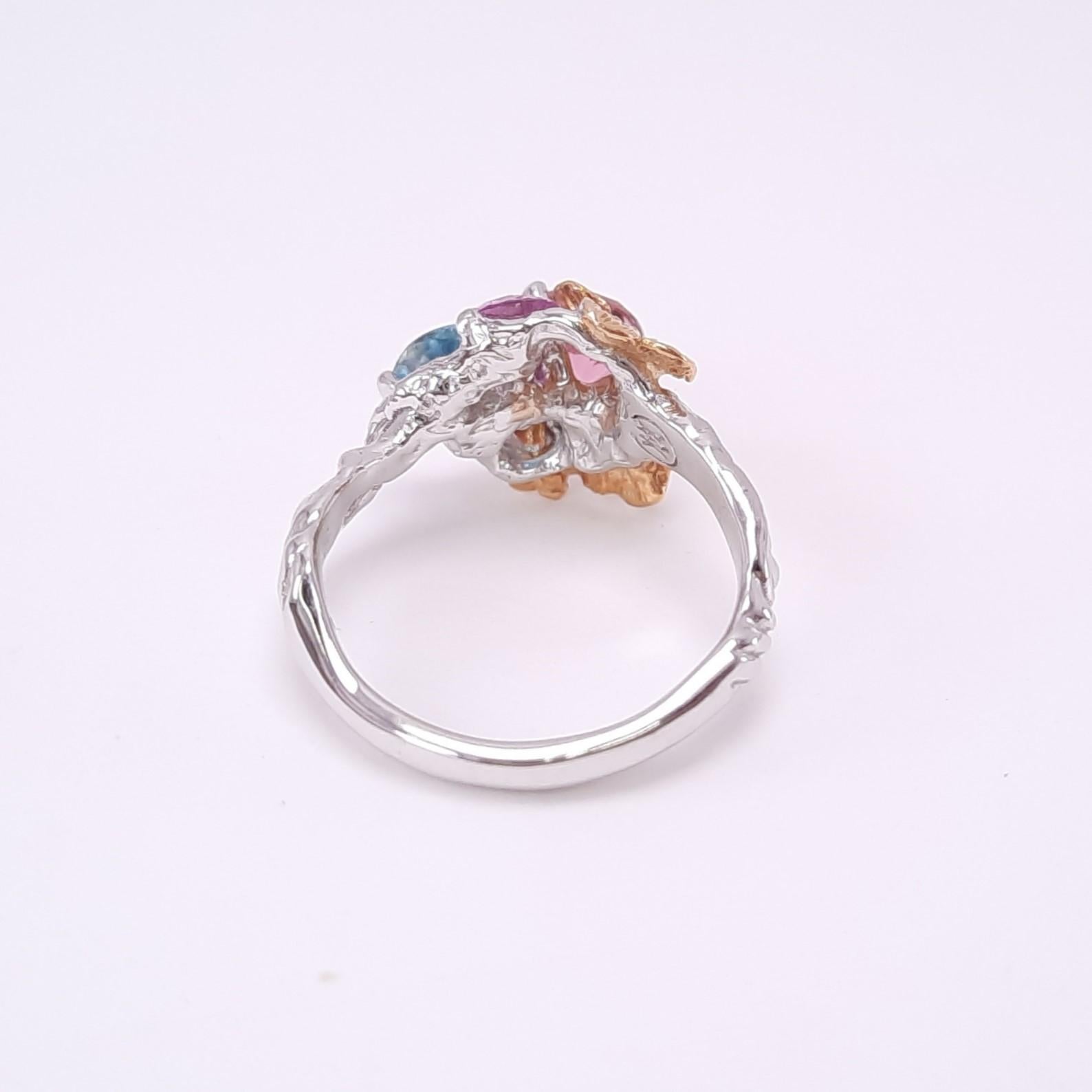 Round Cut MOISEIKIN 18K Gold Handmade Sapphire Zircon floral fashion ring For Sale