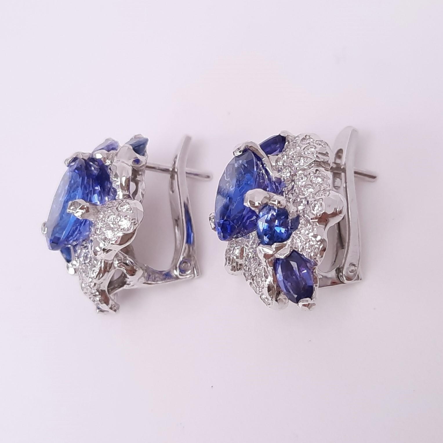 Oval Cut MOISEIKIN 18K Gold Handmade Tanzanite Diamond Earrings For Sale