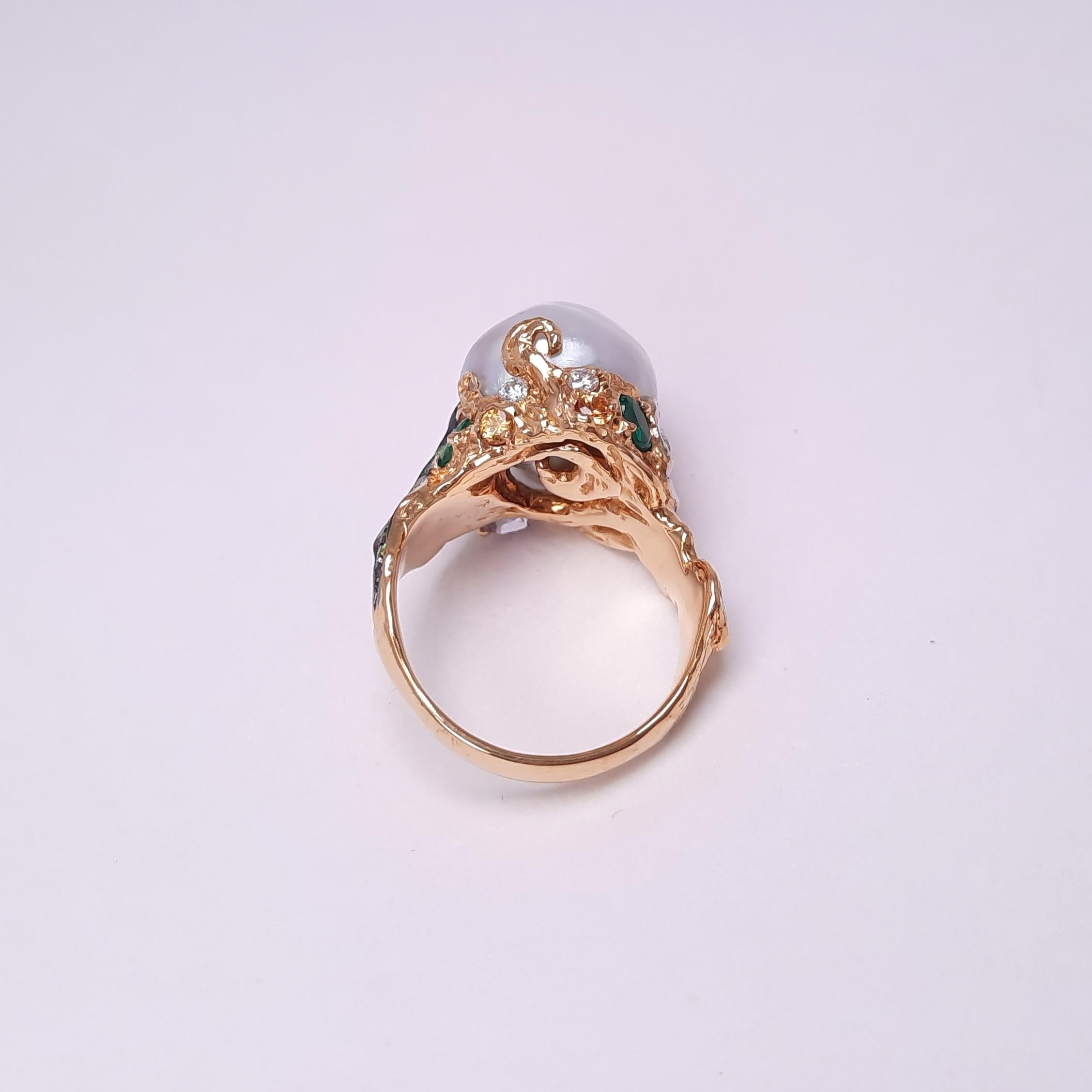 Moiseikin 18k Gold Keshi Perle Diamant Smaragd Demantoid Handgefertigter Ring im Zustand „Hervorragend“ im Angebot in Hong Kong, HK