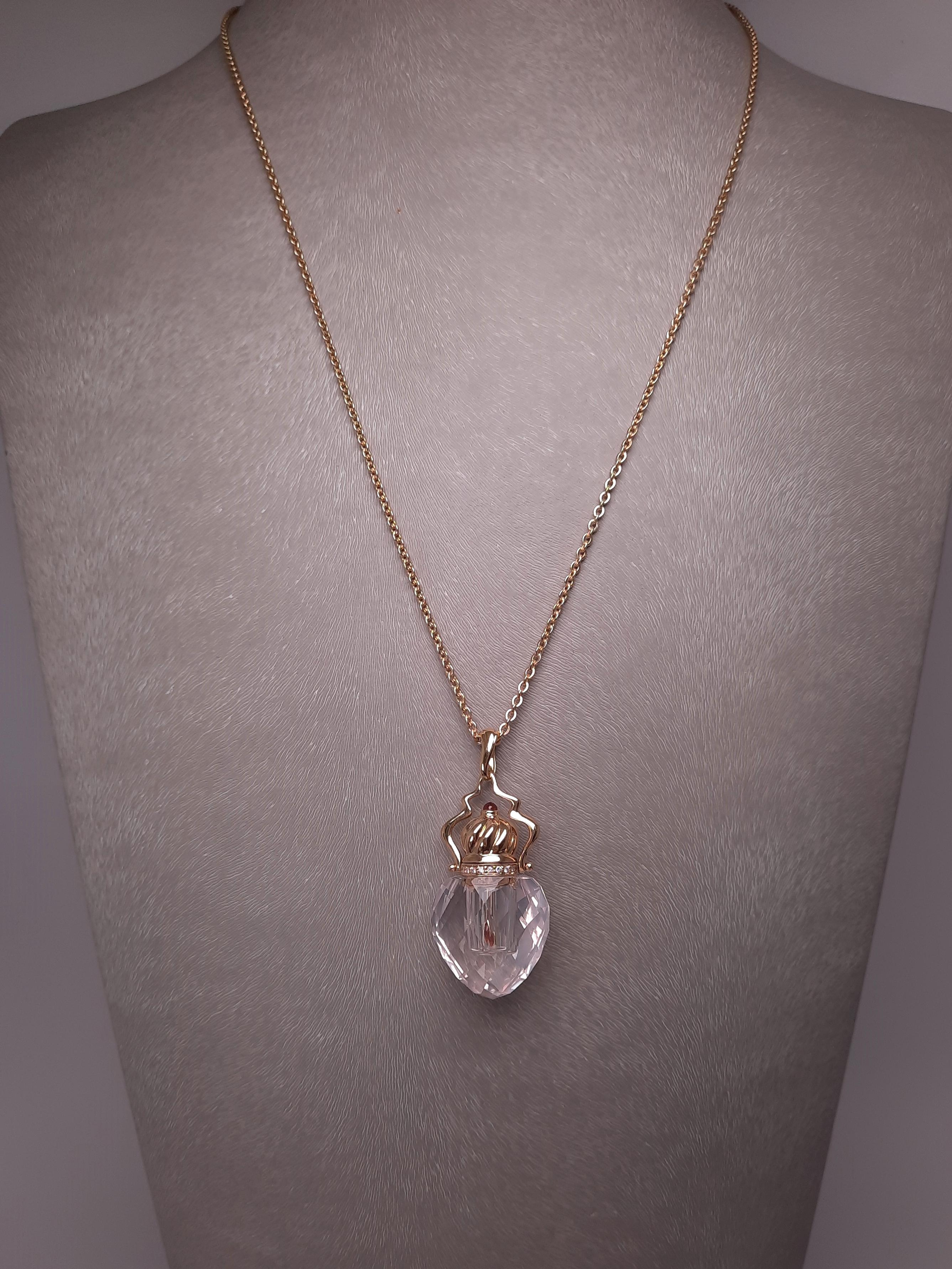 Round Cut MOISEIKIN 18K Gold Rose Quartz Diamond Aroma Bottle Pendant Necklace For Sale