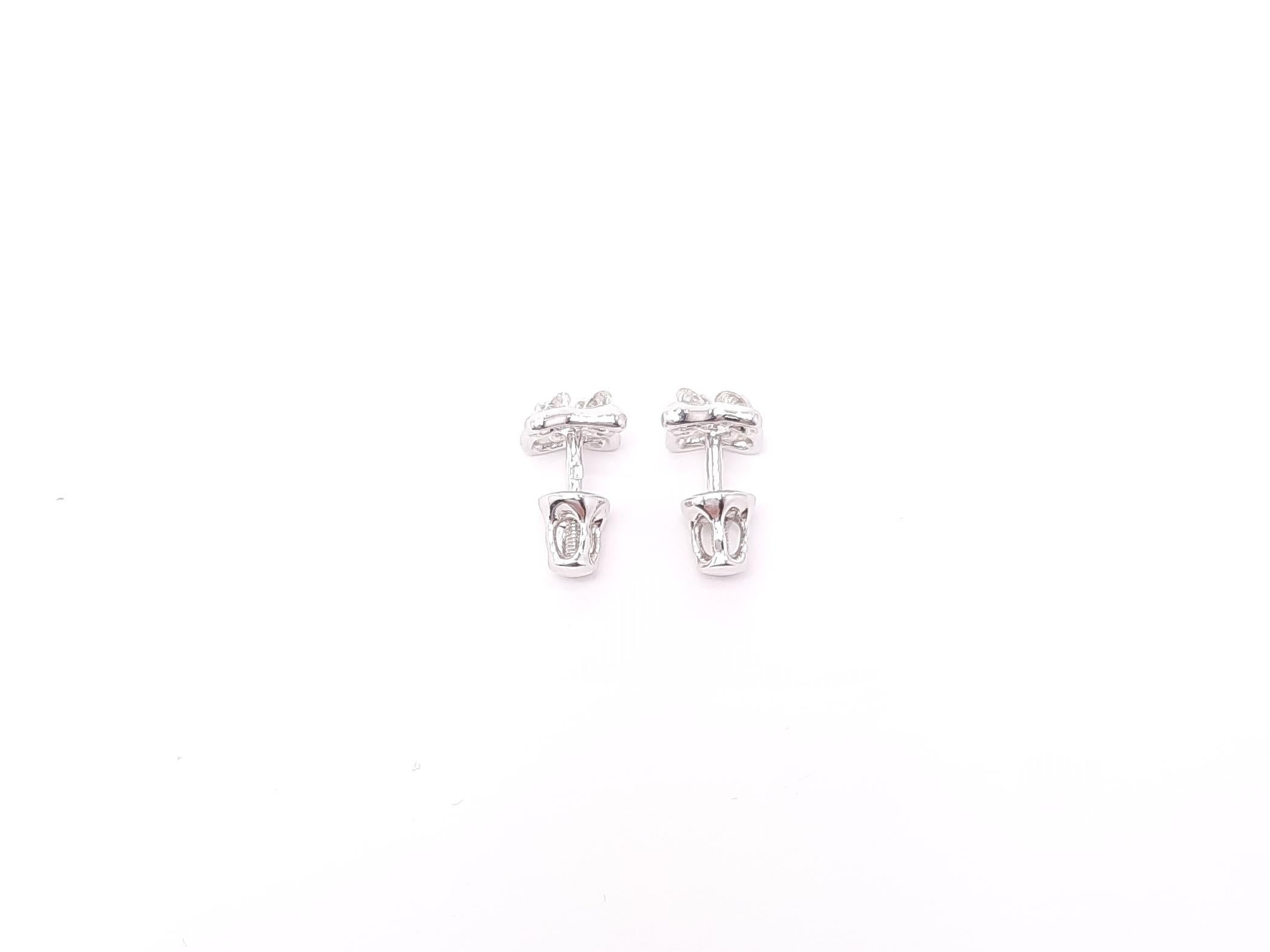 Contemporary Moiseikin 18K White Gold Diamond Stud Earrings