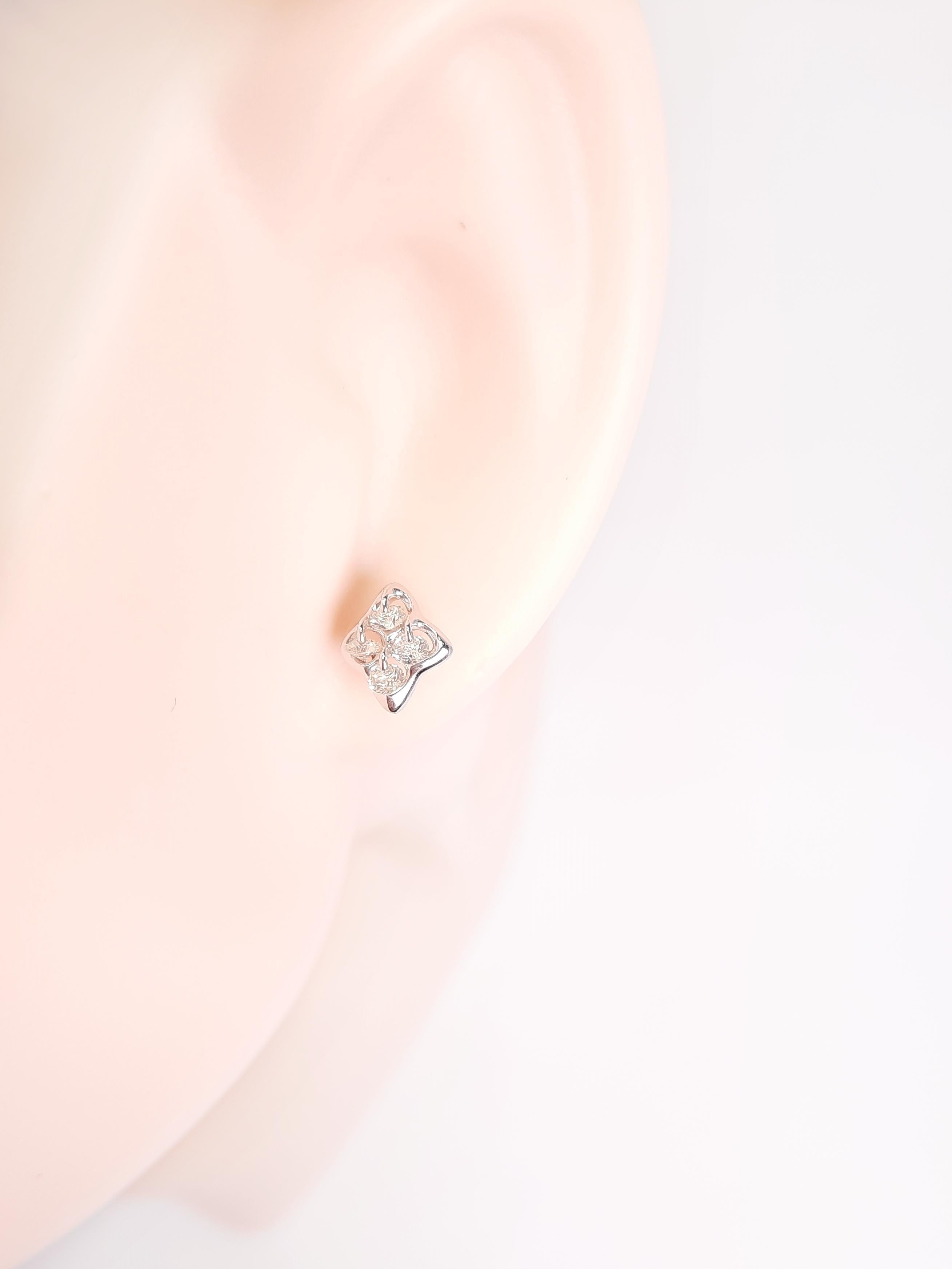 Round Cut Moiseikin 18K White Gold Diamond Stud Earrings