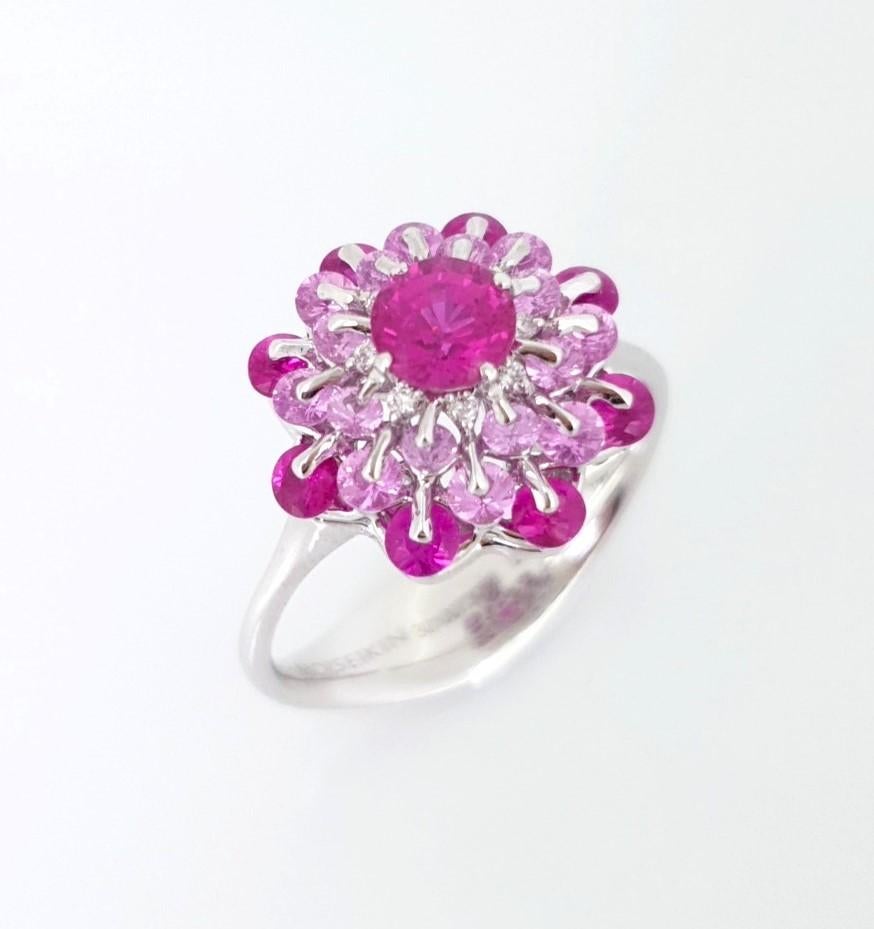 Contemporary MOISEIKIN 18K White Gold Pink Sapphire Diamond Ring
