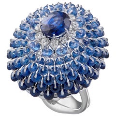 Anillo de cóctel MOISEIKIN de oro blanco de 18 quilates con zafiro y diamantes, 1,8 ct