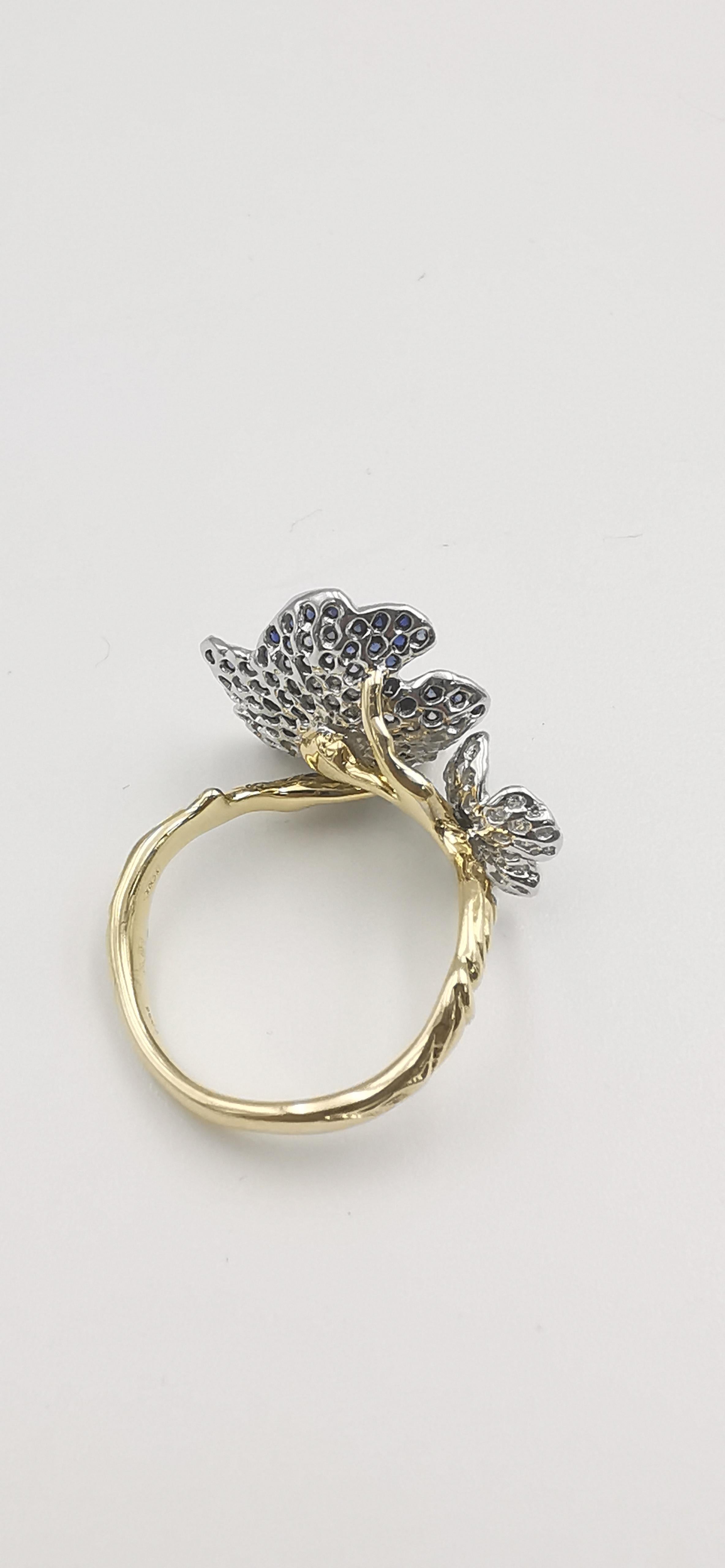 Round Cut Moiseikin 18 Karat Gold Diamond Sapphire 2 Flower Ring