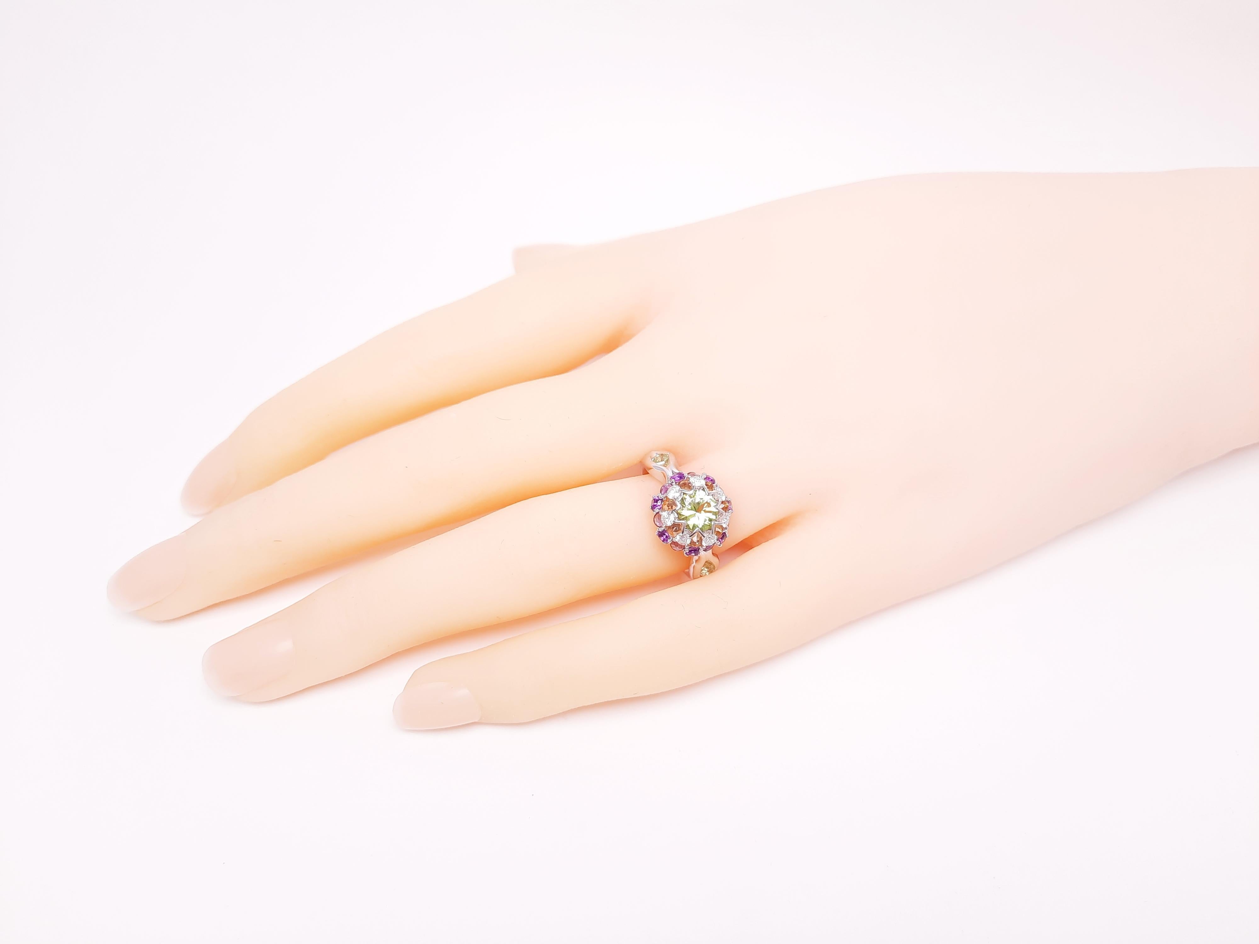 Round Cut MOISEIKIN Peridot Diamond White Gold Ring in Aurora style For Sale