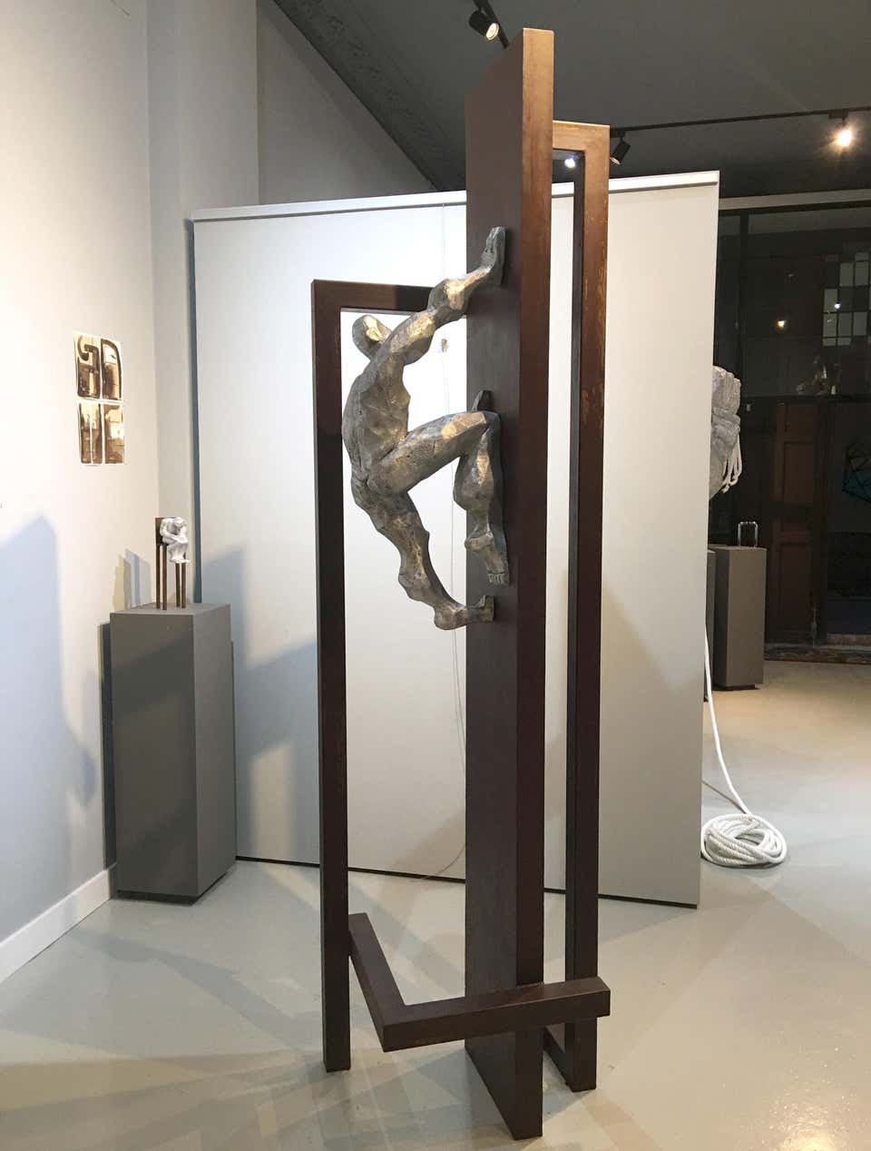 Indoor Large Sculptures - 346 For Sale on 1stDibs | large indoor ...