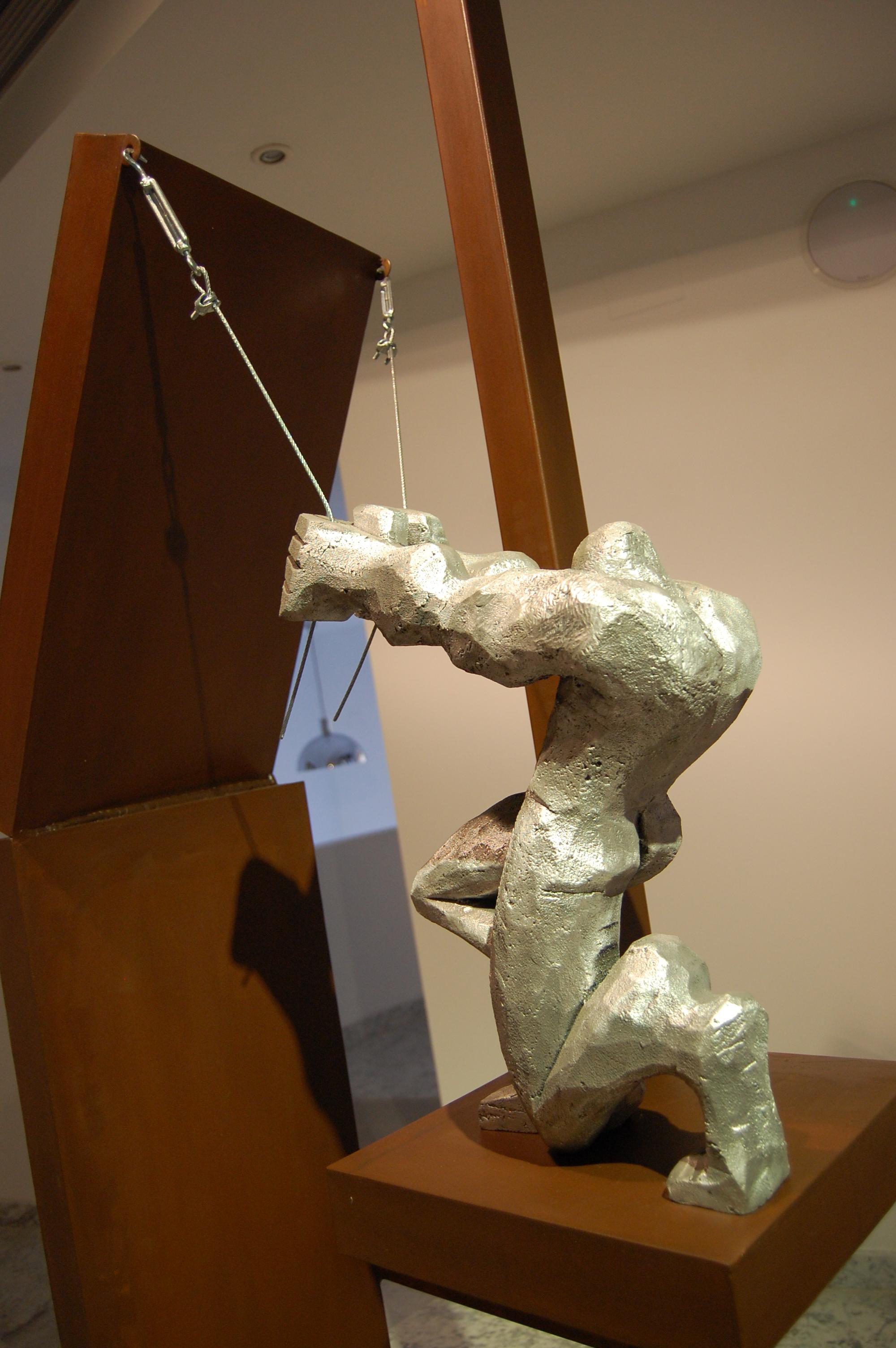Moisés Gil Figurative Sculpture - Abstract Men Large Sculpture Brown Rusted Metal Silver Aluminum Indoor / Outdoor