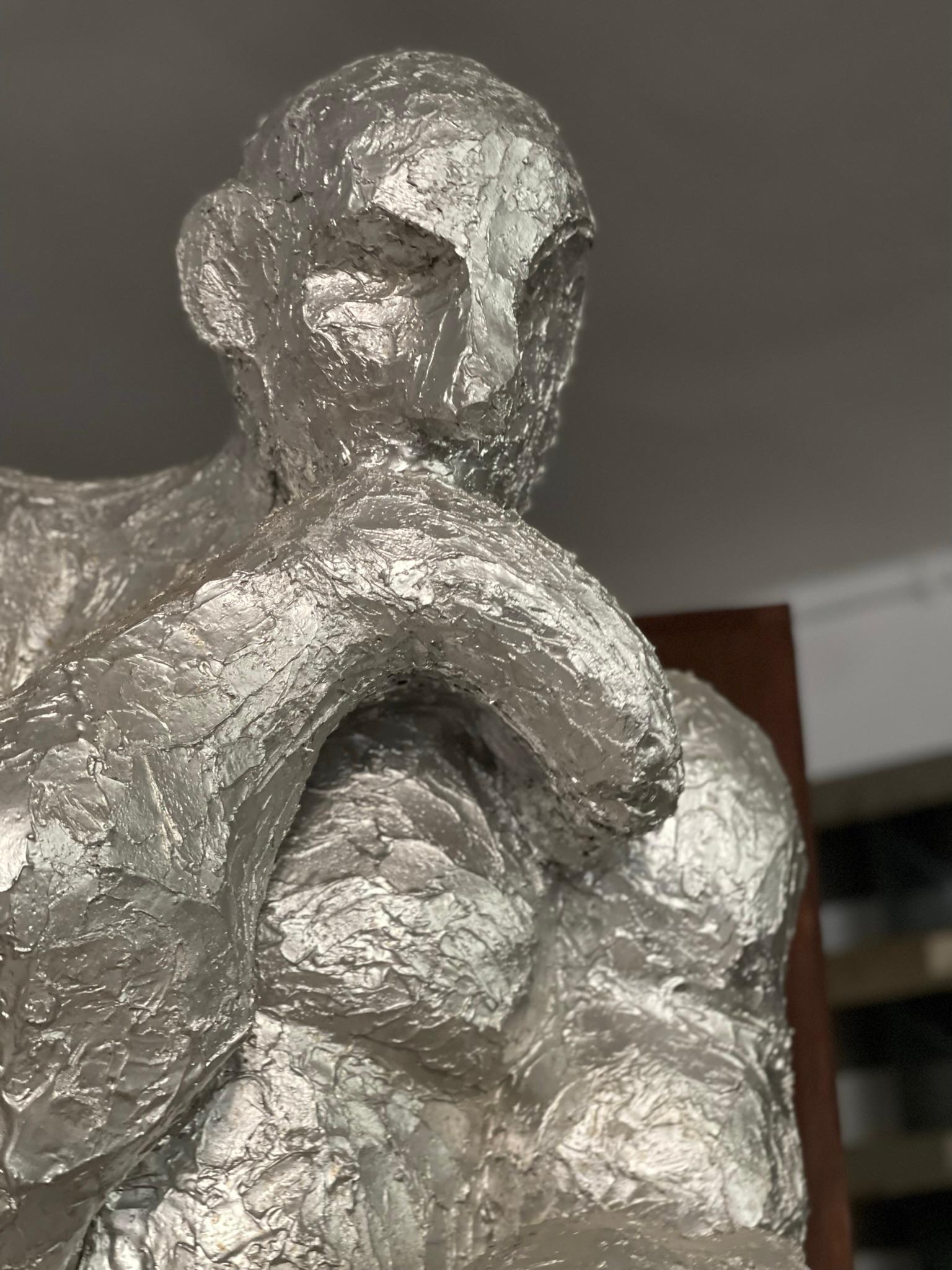 Grande sculpture abstraite pour hommes en métal rouillé brun et résine argentée pour l'intérieur et l'extérieur en vente 7