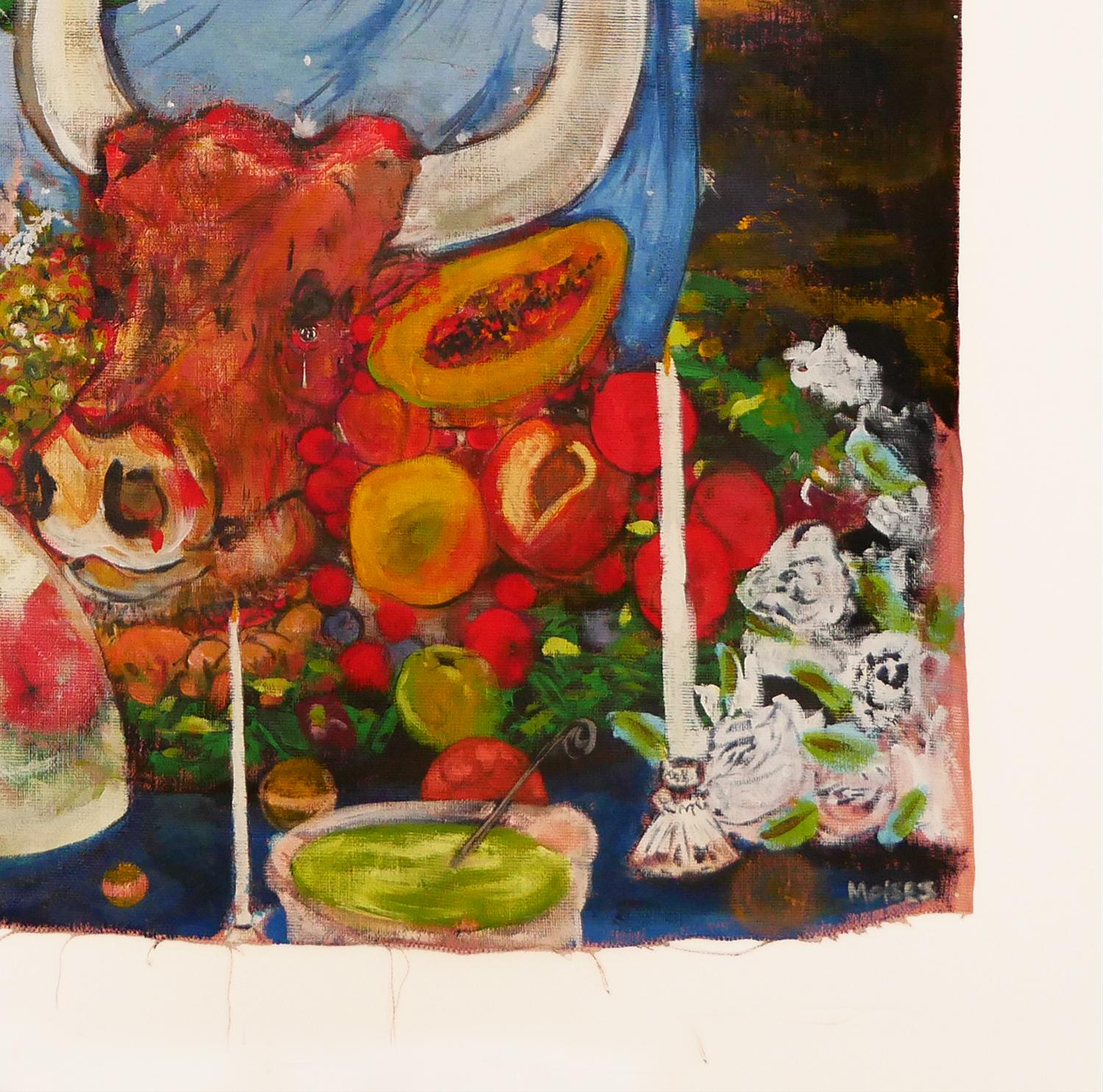 Colorato e stravagante quadro astratto contemporaneo dell'artista Moisés Villafuerte di Houston, TX. Questo dipinto raffigura una scena serale a tema dark con un uomo con un mantello arruffato blu bambino che tiene in mano un teschio. La figura è