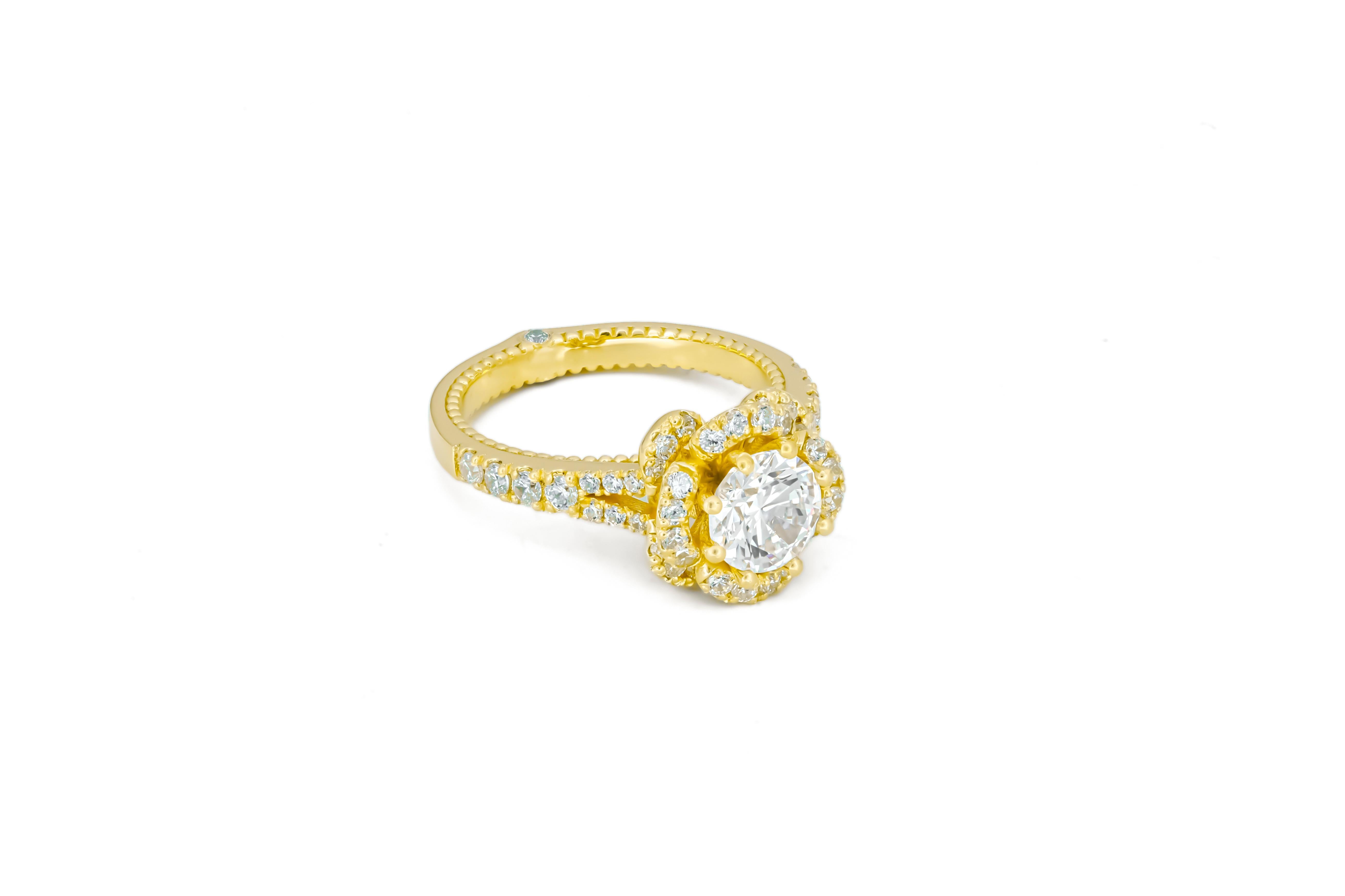 Moissanite 14k gold engagement ring. In New Condition For Sale In Istanbul, TR