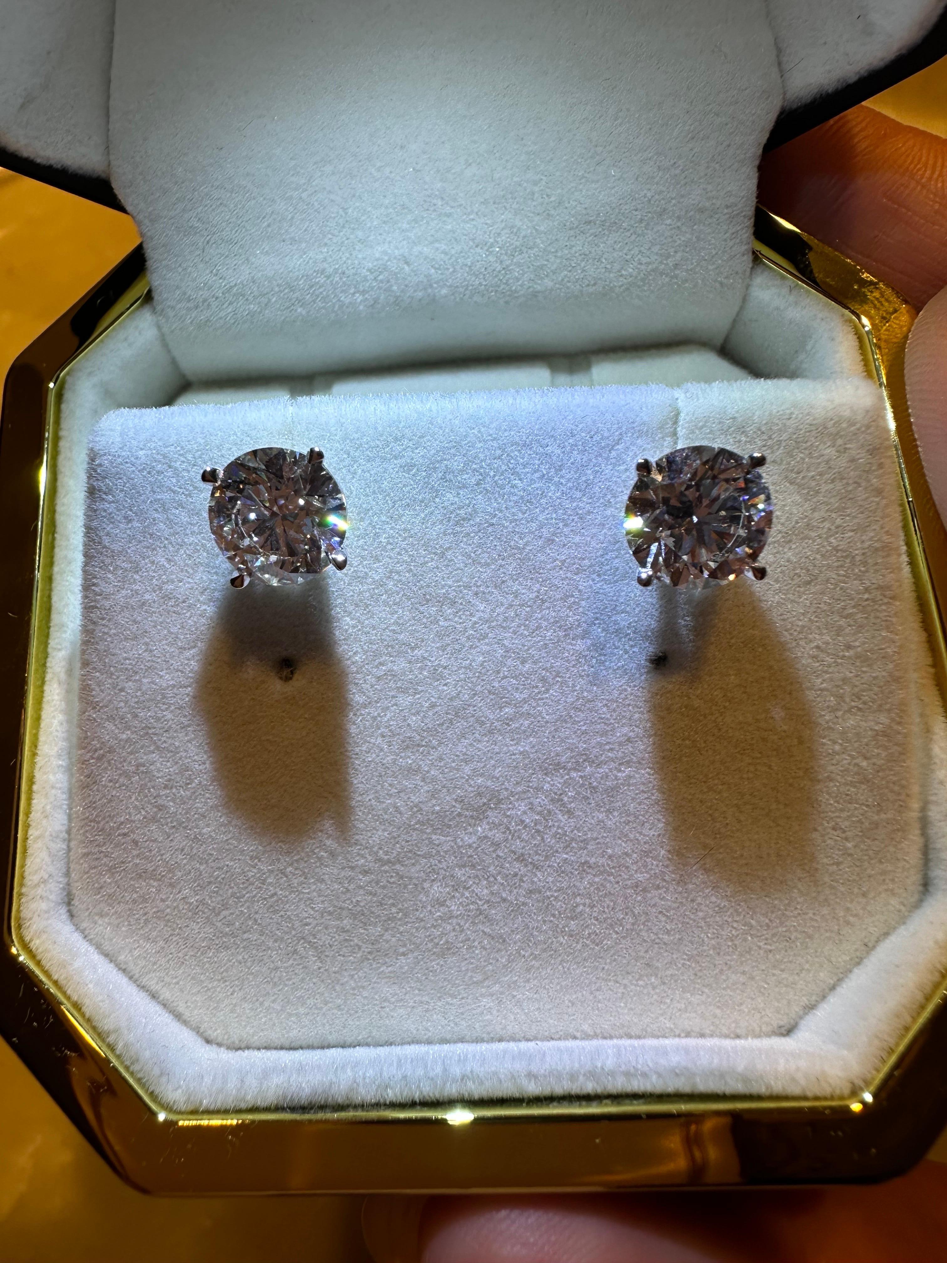 Moissanite 1ct studs 14KT gold studs 2ct total weight studs In New Condition For Sale In Boca Raton, FL