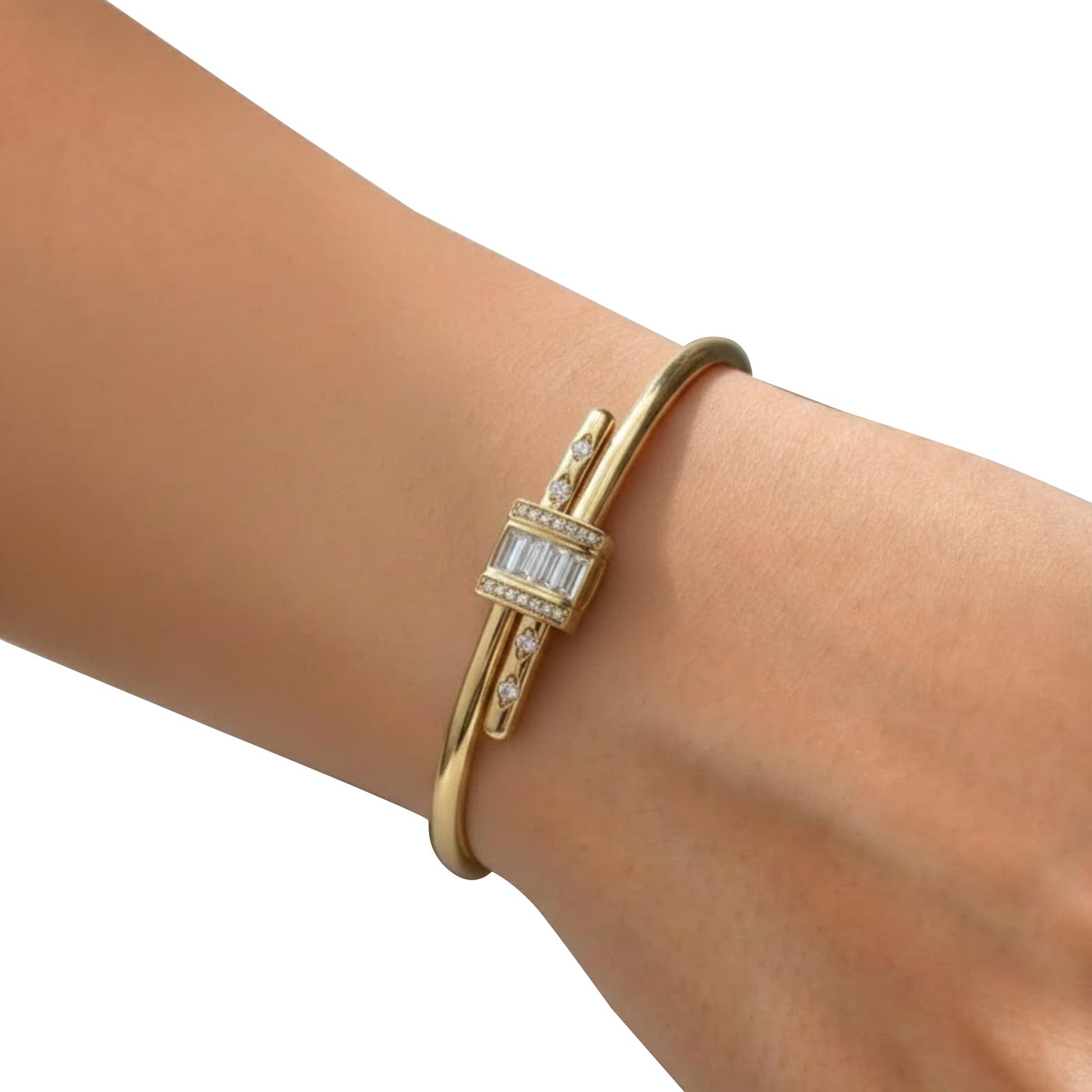 Moissanite Bangle Bracelet 925 Sterling Silver Beautiful Bracelet For Women.