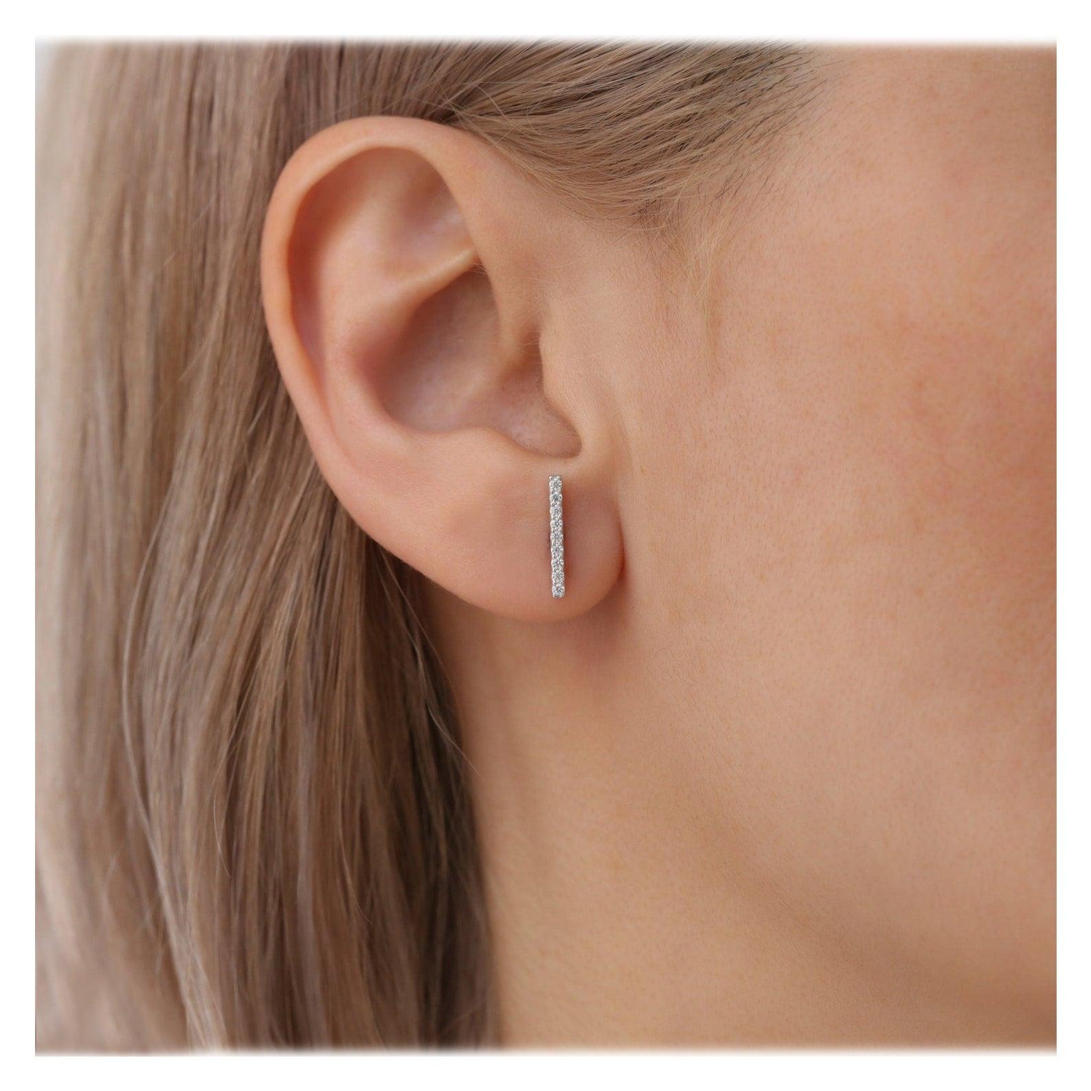 Orecchini a perno con moissanite in argento 925 Gioielli da donna con perno in moissanite in vendita