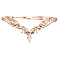 Moissanit Chevron 14k Gold Ehering