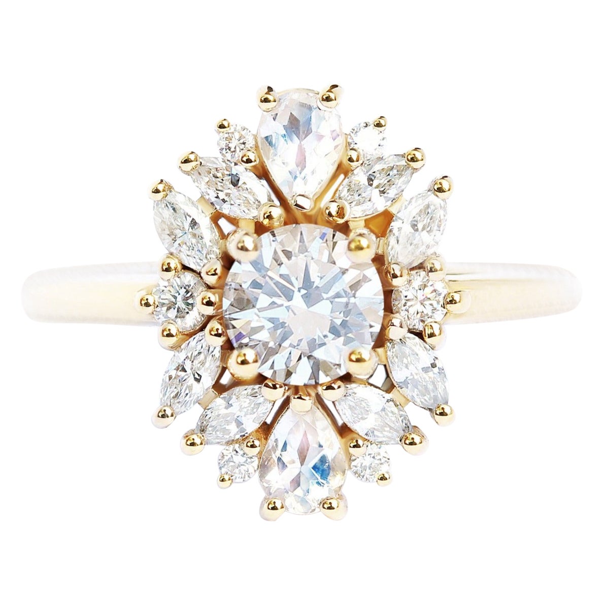 Moissanite Diamond Cluster Unique Elegant Engagement Ring, Alternative Odisea For Sale