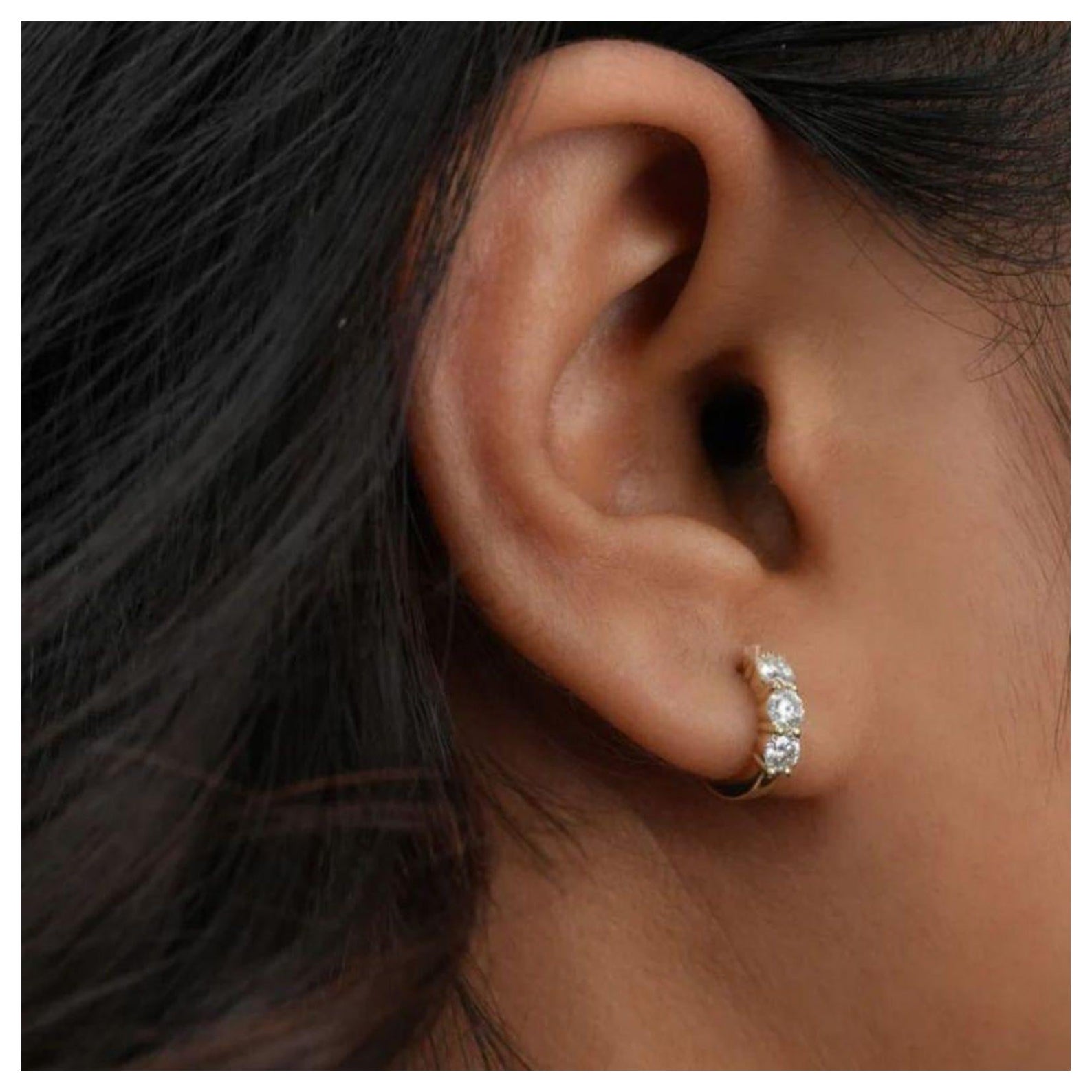 Moissanite Earrings 925 Sterling Silver Beautiful Hoop Earring For Women . For Sale