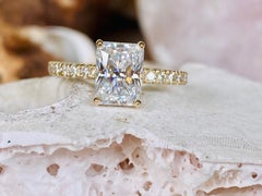 Moissanite Engagement Ring 925 Sterling Siver Radiant Cut Unique Ring For Women.