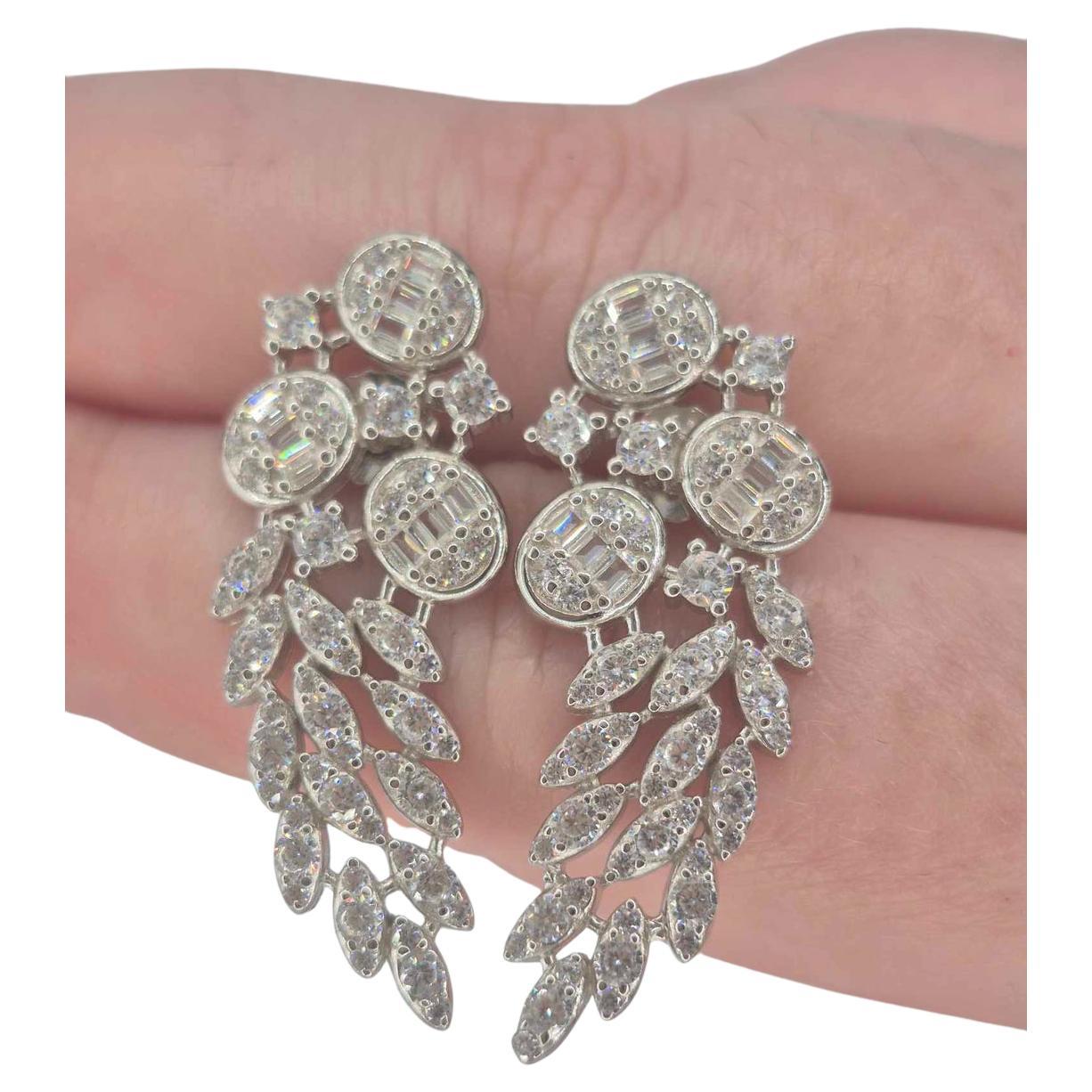 Moissanite Feather Shape Stud Earrings 925 Sterling Silver Birthday Gift.