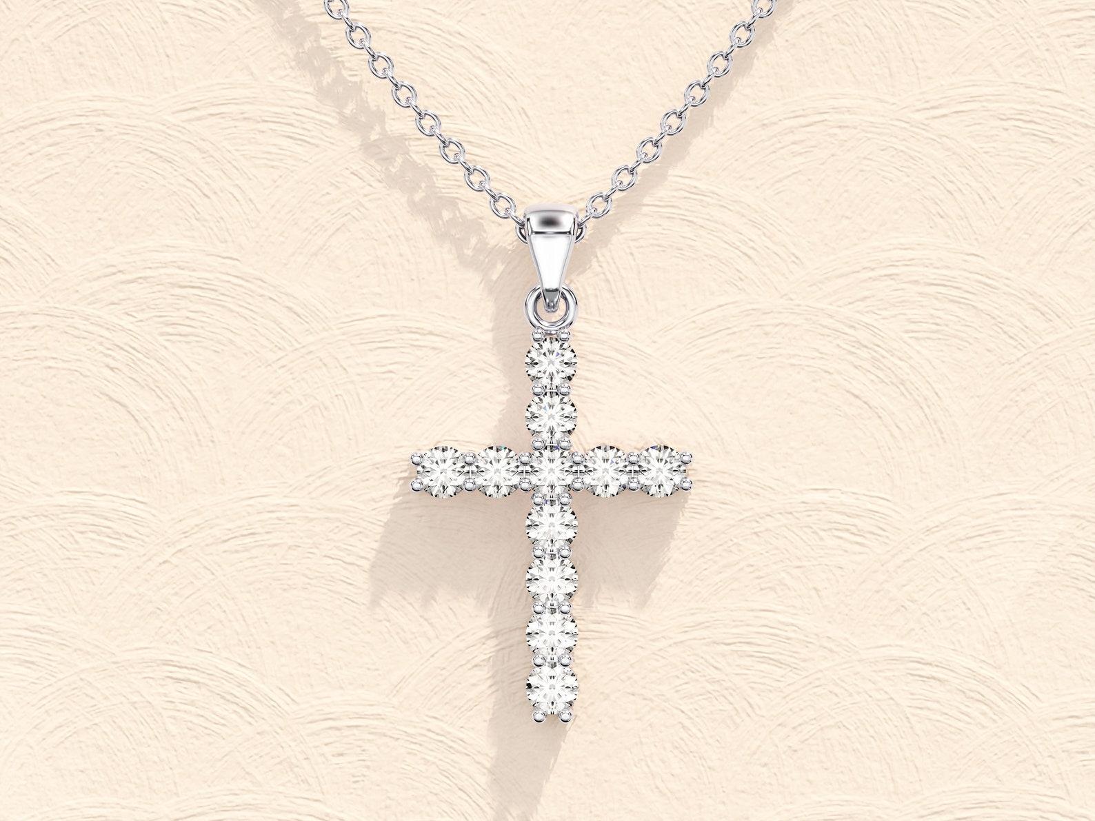 Women's Moissanite Silver Cross Necklace Pendant 925 Sterling Silver Moissanite Necklace For Sale