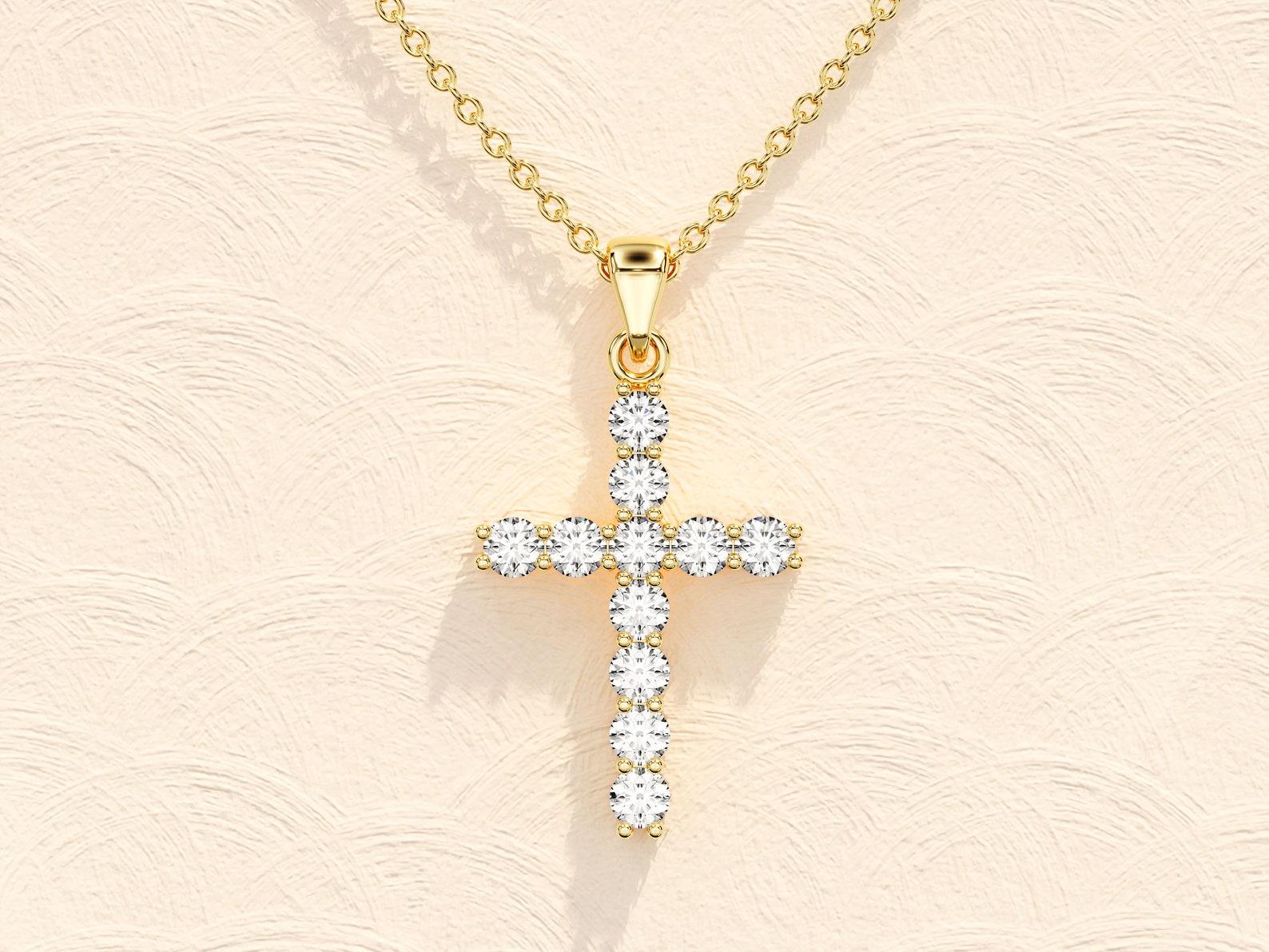 Moissanite Silver Cross Necklace Pendant 925 Sterling Silver Moissanite Necklace For Sale 1