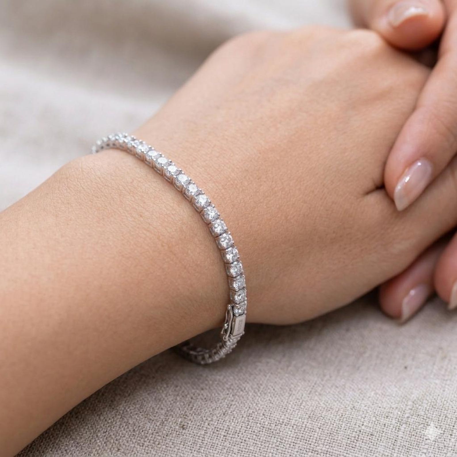 Moissanite Tennis Bracelet 925 Sterling Silver Minimalist Bracelet For Women.
