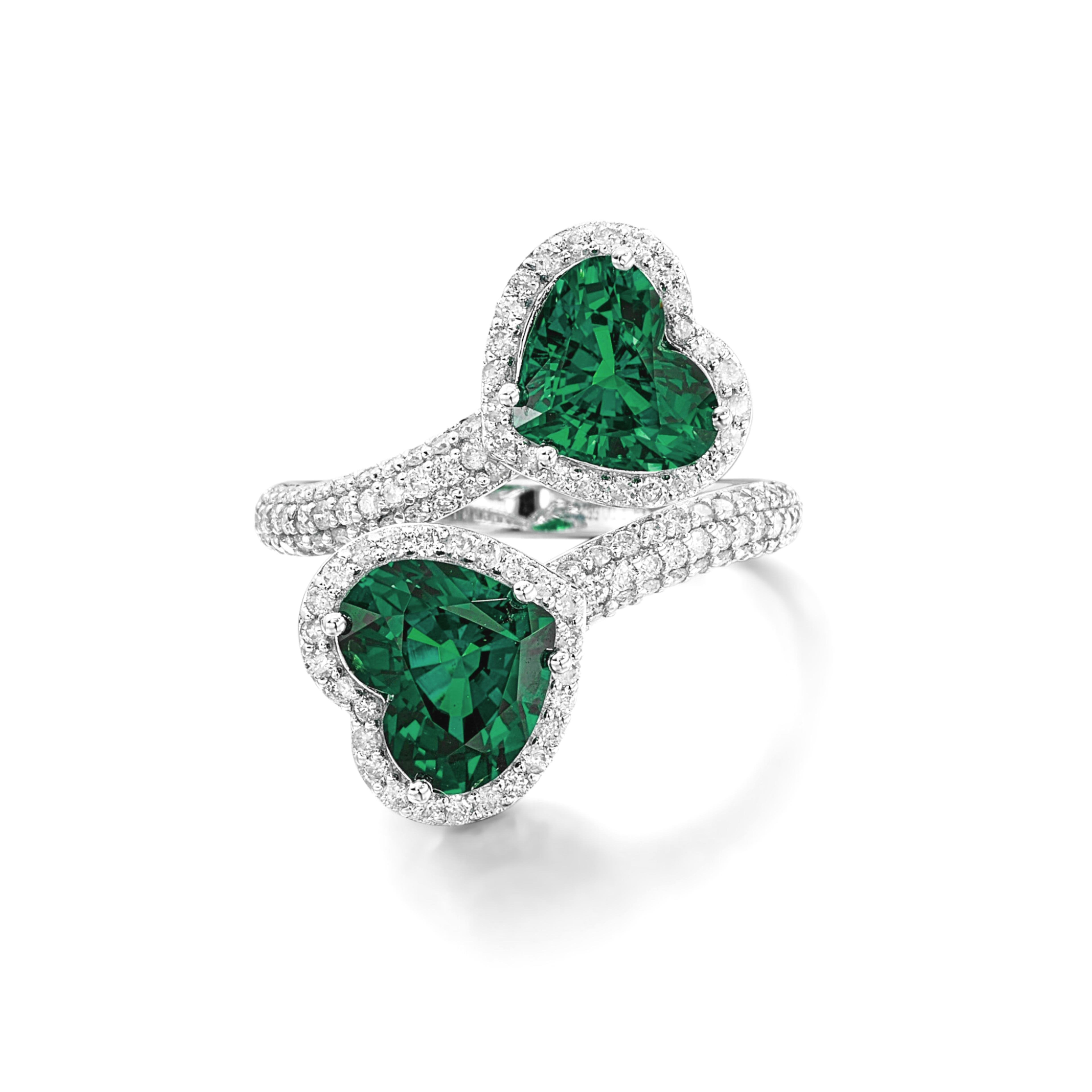 Moi&Toi 4 Karat Smaragd-Diamant-Pavé-Ring (Herzschliff) im Angebot