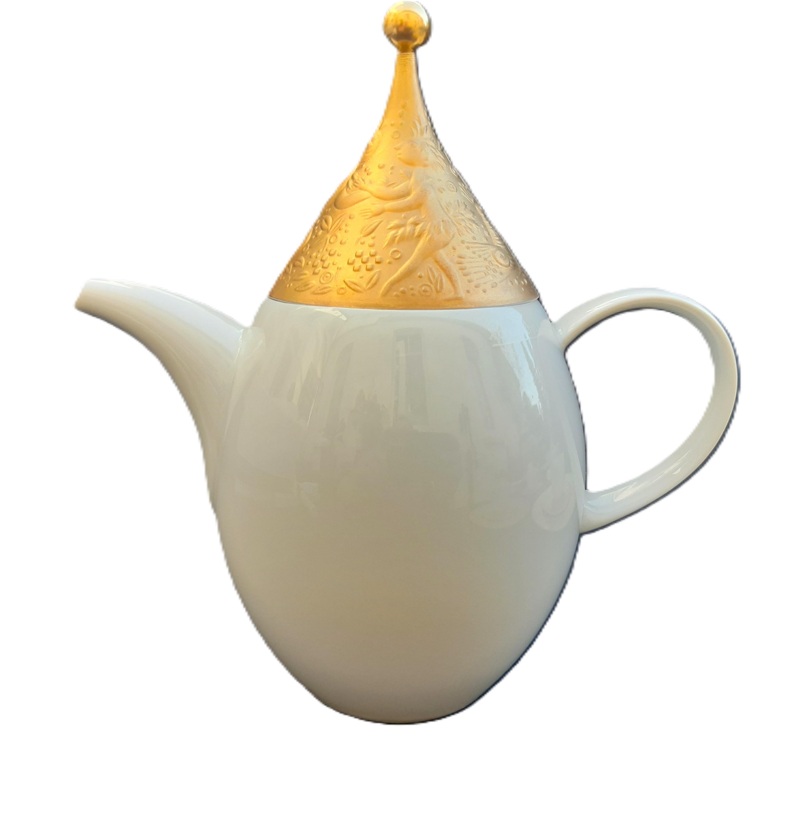 Late 20th Century Mokkaservice SARASTRO von Rosenthal - »Zauberflöte«, 24 Karat vergoldet, 1980er For Sale