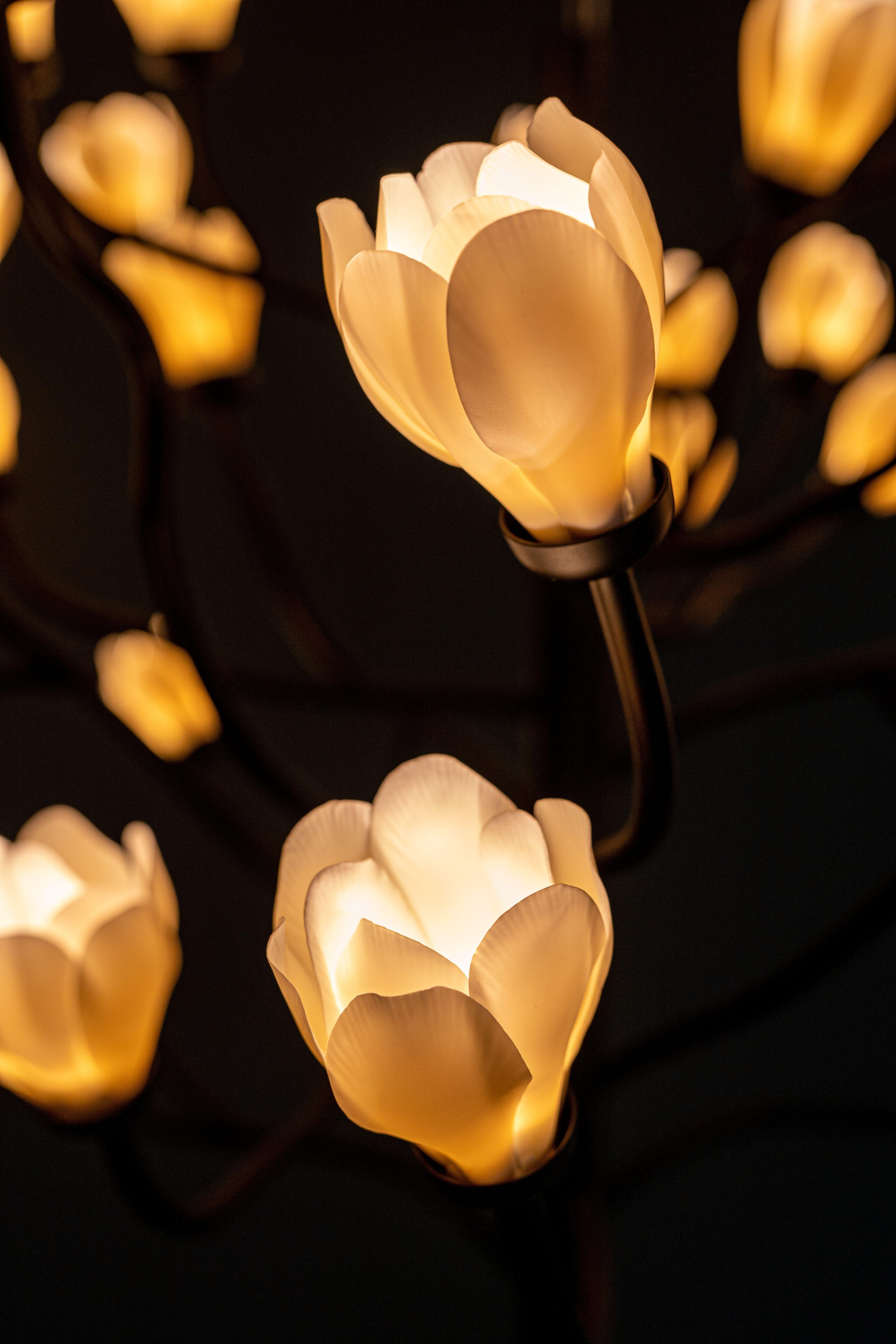 Spagnolo Lampadario Mokuren di Naoto Fukasawa in vendita