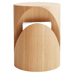 Mola Side Table with Distinctive Look, Oak