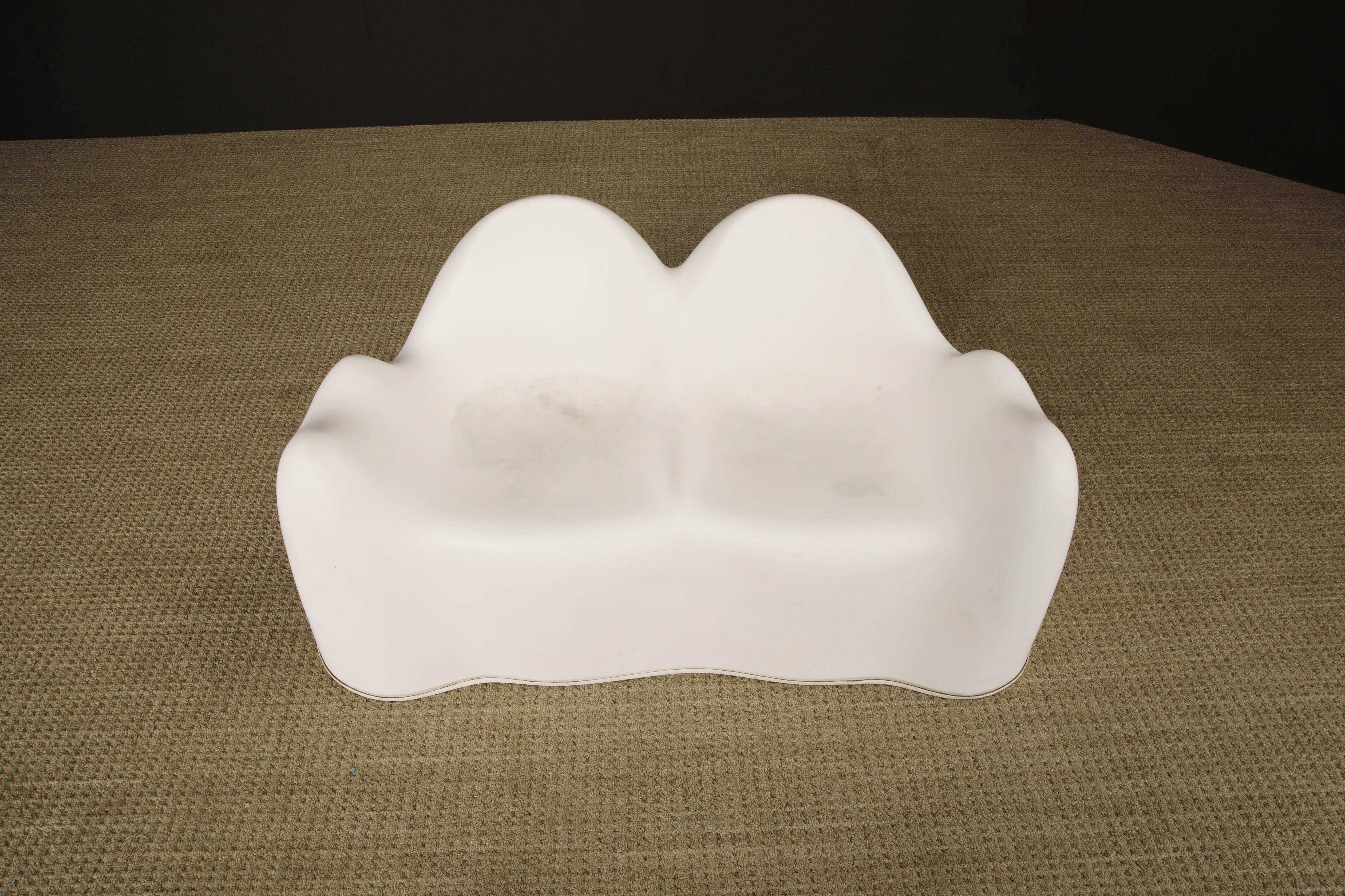 'Molar' Gel-Coated Fiberglass Loveseat Sofa by Wendell Castle, c. 1969 For Sale 3