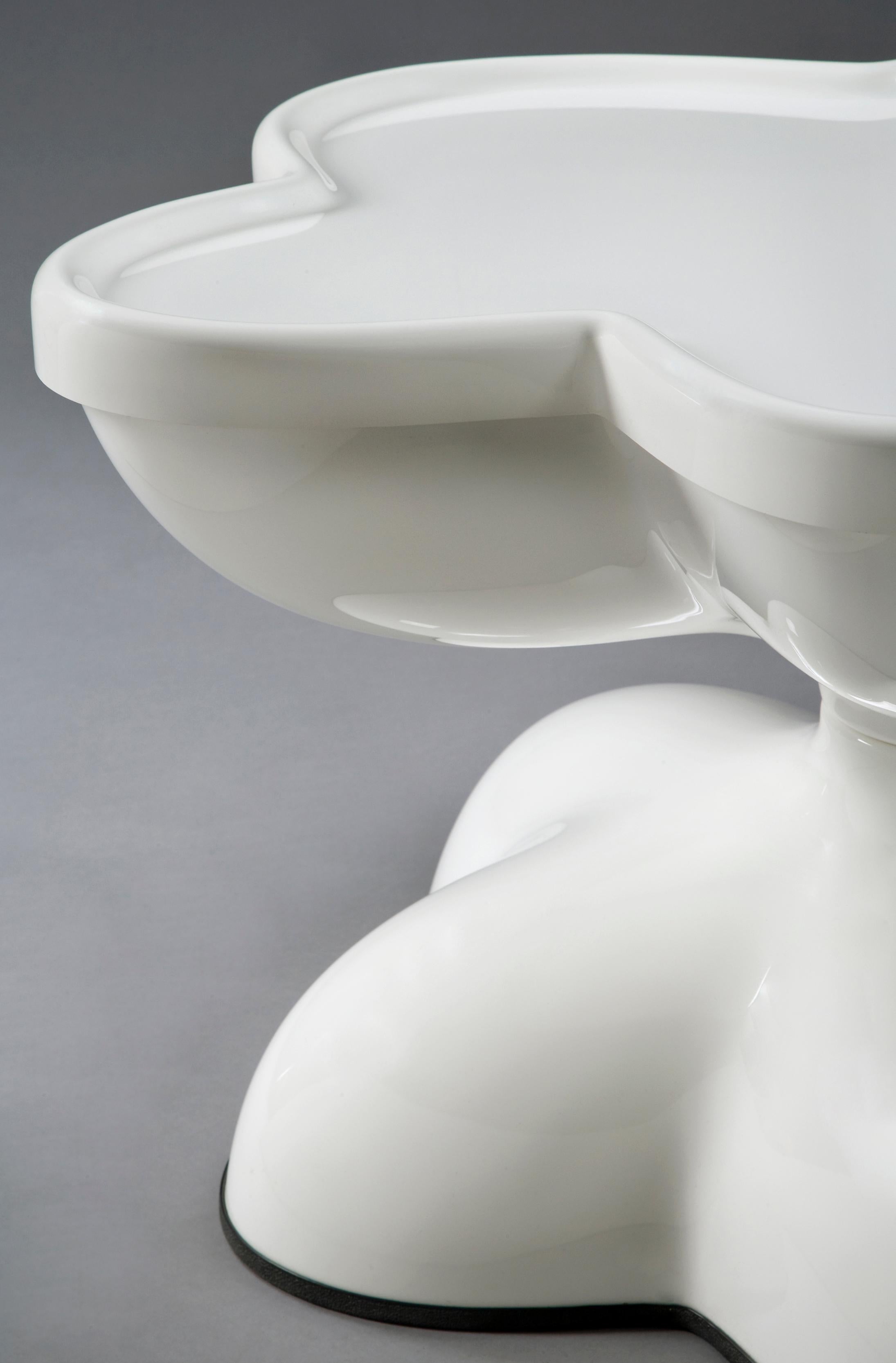Wendell Castle Molar Swivel Coffee Table in White Plastic In New Condition In New York, NY