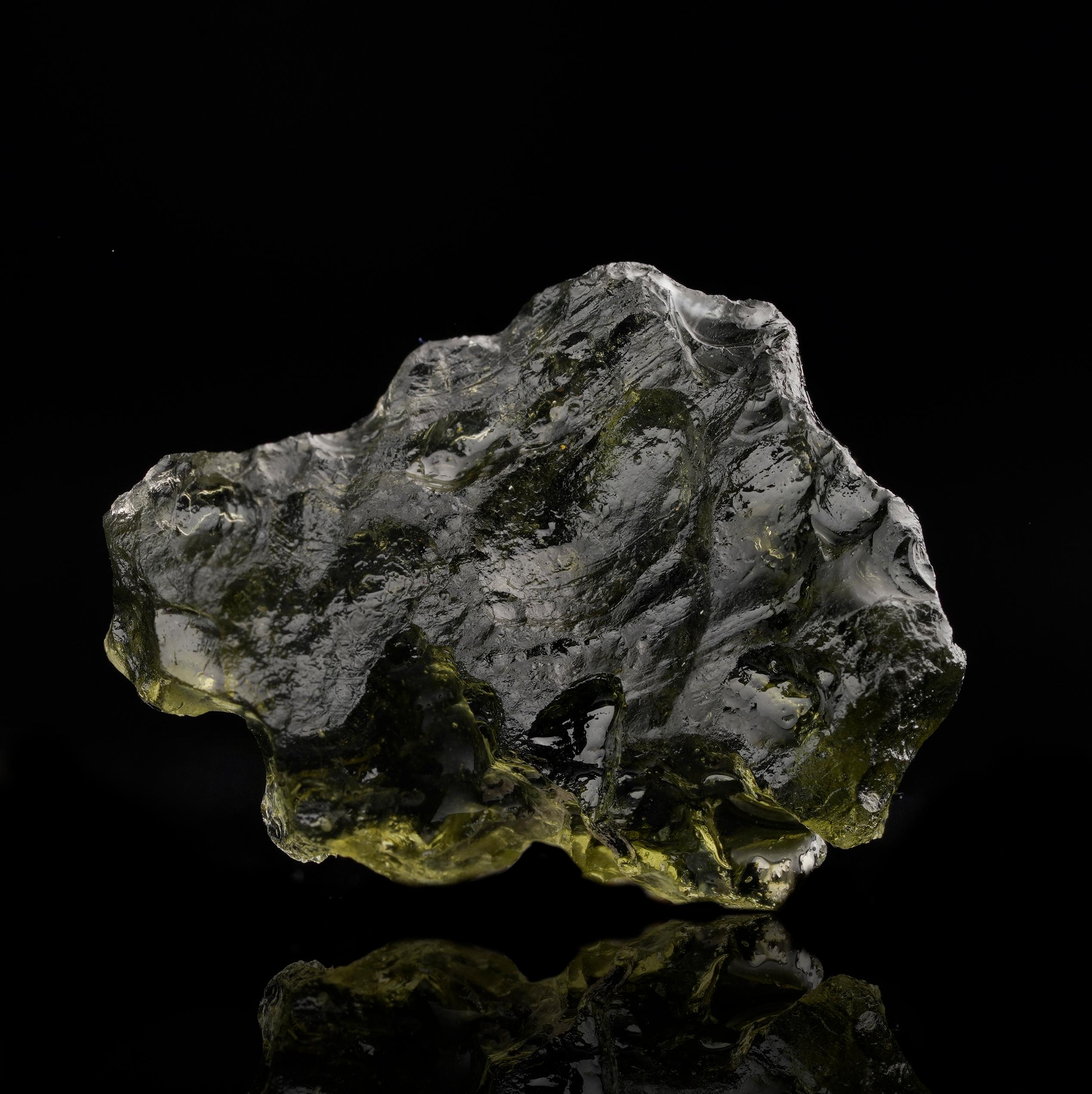 Moldavite de la République tchèque Excellent état - En vente à New York, NY