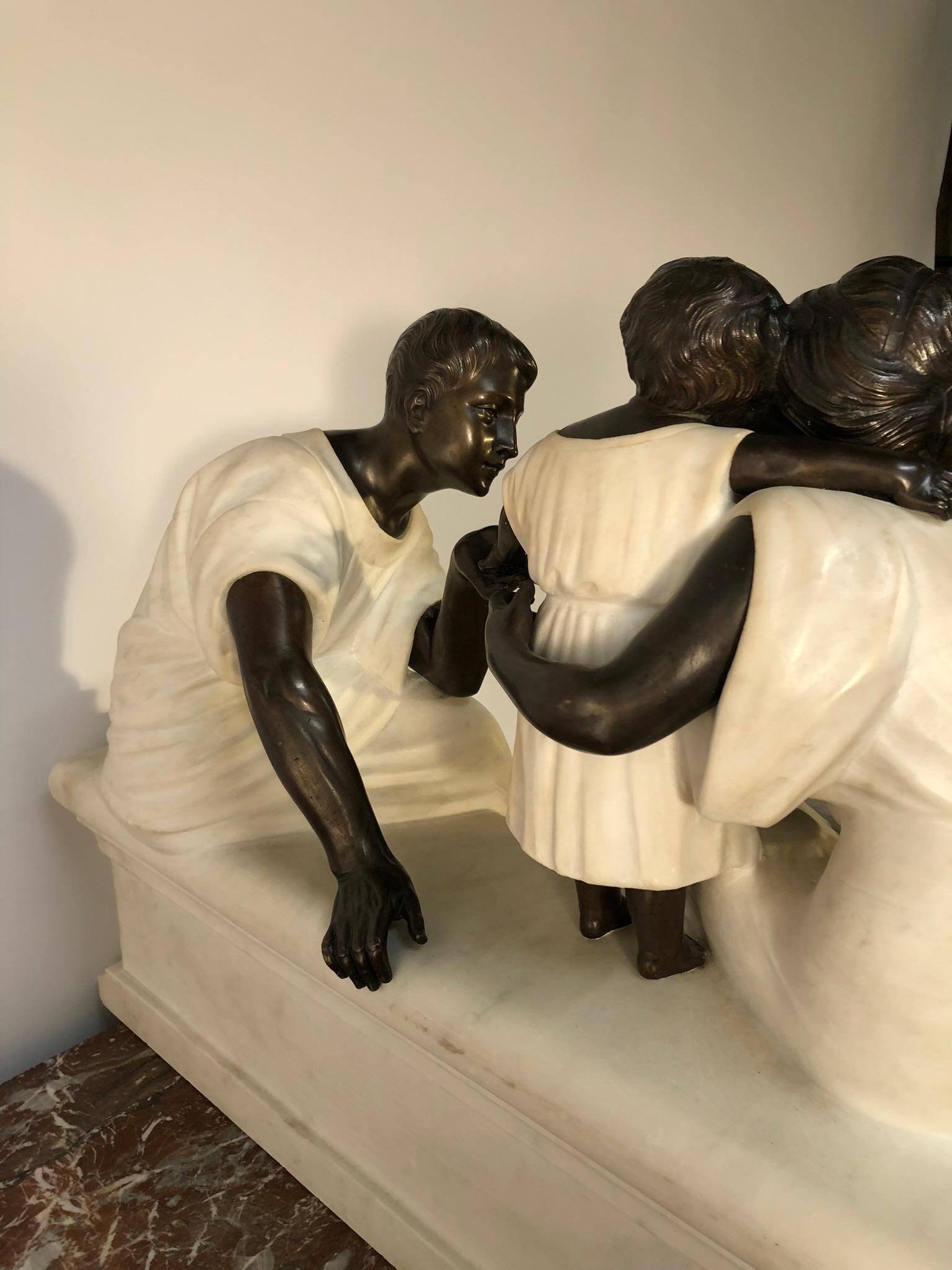 Italian Molded and Carved White Marble Group : The education of children For Sale 12